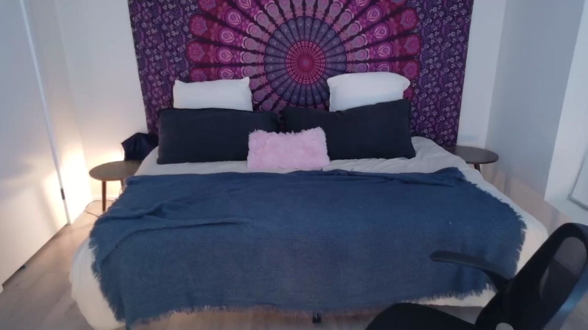 Gallery image thumbnail from eh1_Scarlett's myfreecams stream on, 01/22/2026, 06:43 image 11 of 20