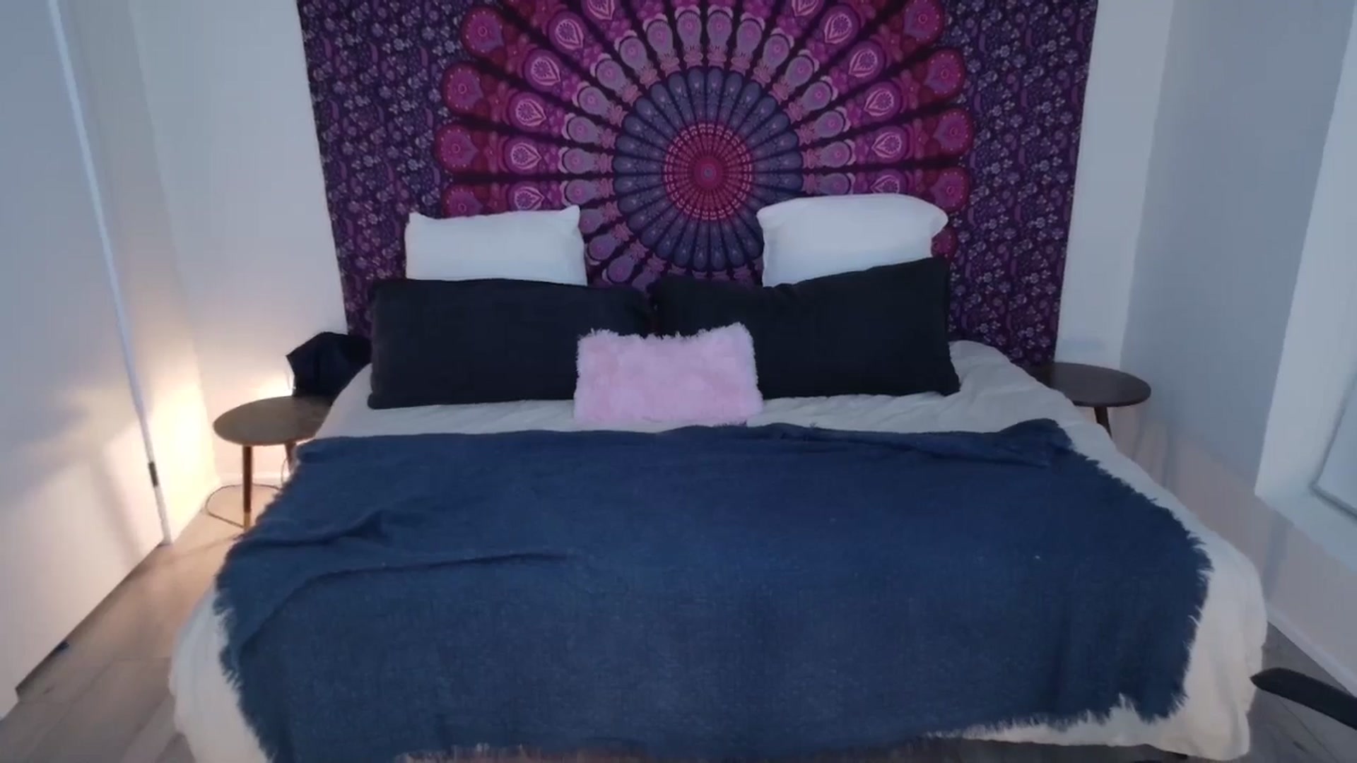 Gallery image thumbnail from eh1_Scarlett's myfreecams stream on, 01/22/2026, 06:43 image 15 of 20