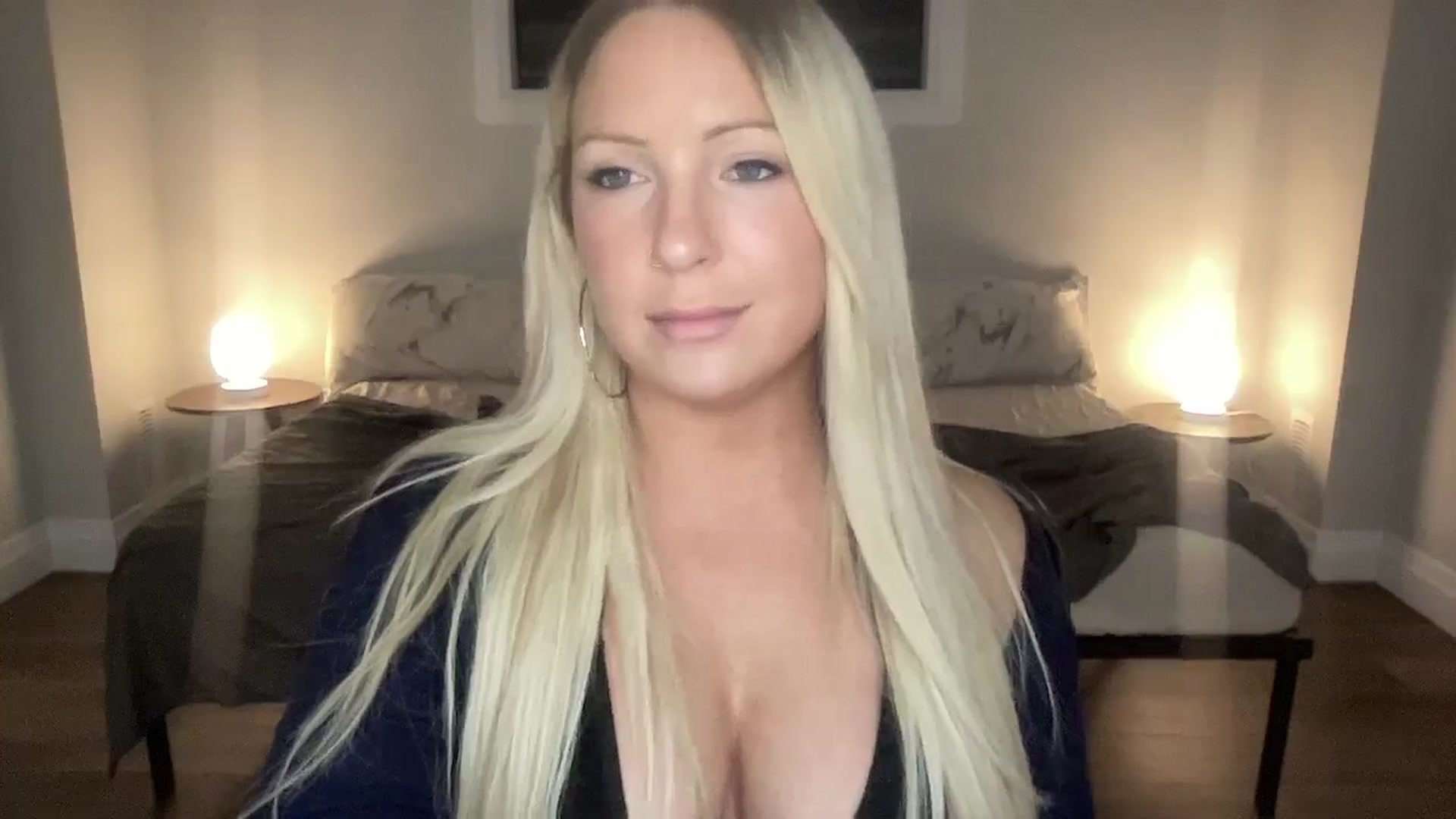 Gallery image thumbnail from eh1_Scarlett's myfreecams stream on, 03/15/2026, 04:48 image 4 of 20