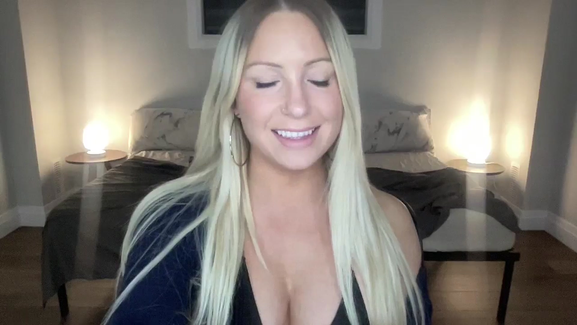 Gallery image thumbnail from eh1_Scarlett's myfreecams stream on, 03/15/2026, 05:50 image 4 of 20
