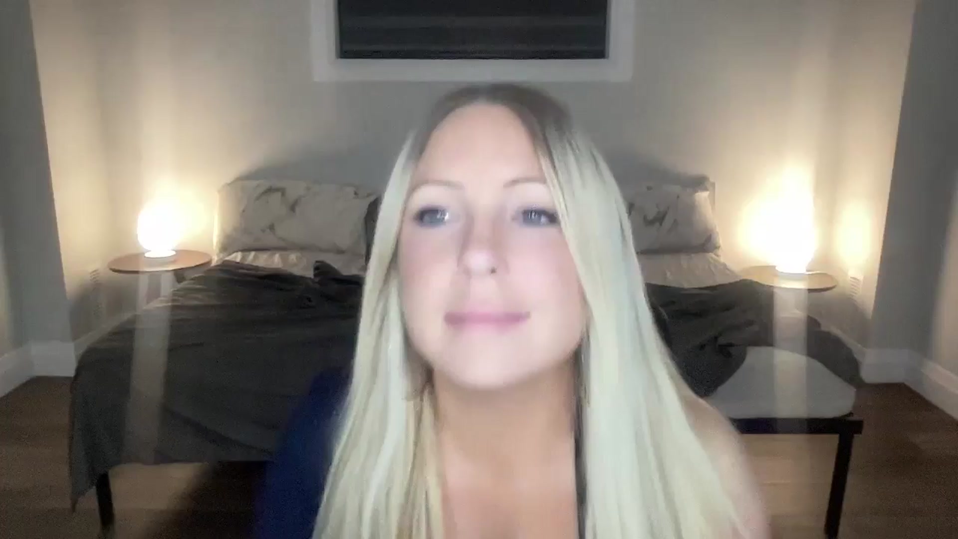 Gallery image thumbnail from eh1_Scarlett's myfreecams stream on, 03/15/2026, 05:50 image 16 of 20