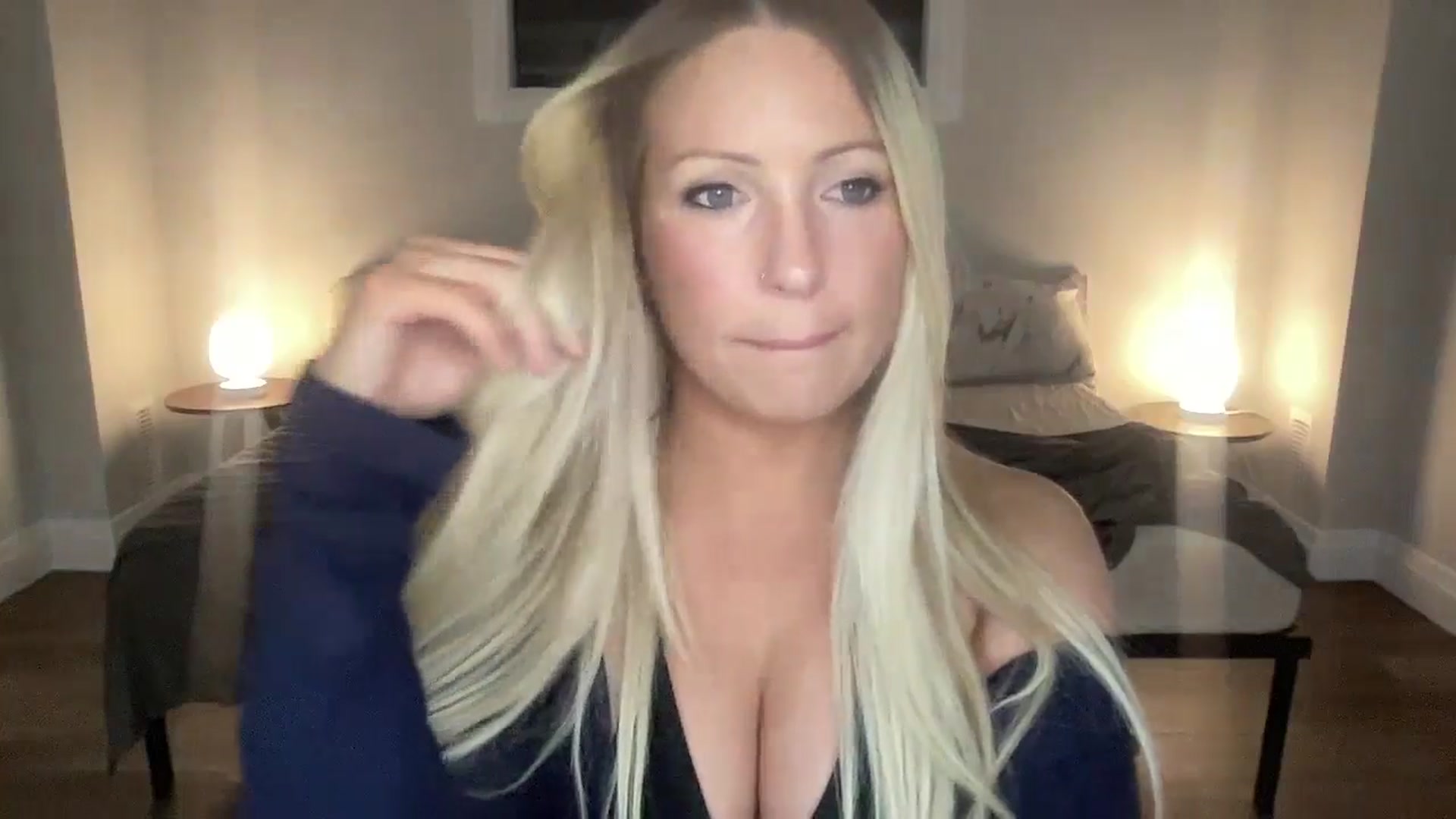 Gallery image thumbnail from eh1_Scarlett's myfreecams stream on, 03/15/2026, 05:50 image 10 of 20