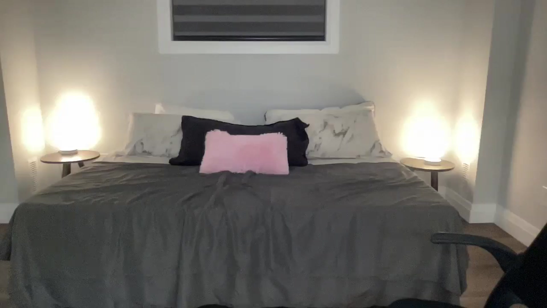 Gallery image thumbnail from eh1_Scarlett's myfreecams stream on, 04/21/2026, 06:50 image 8 of 20