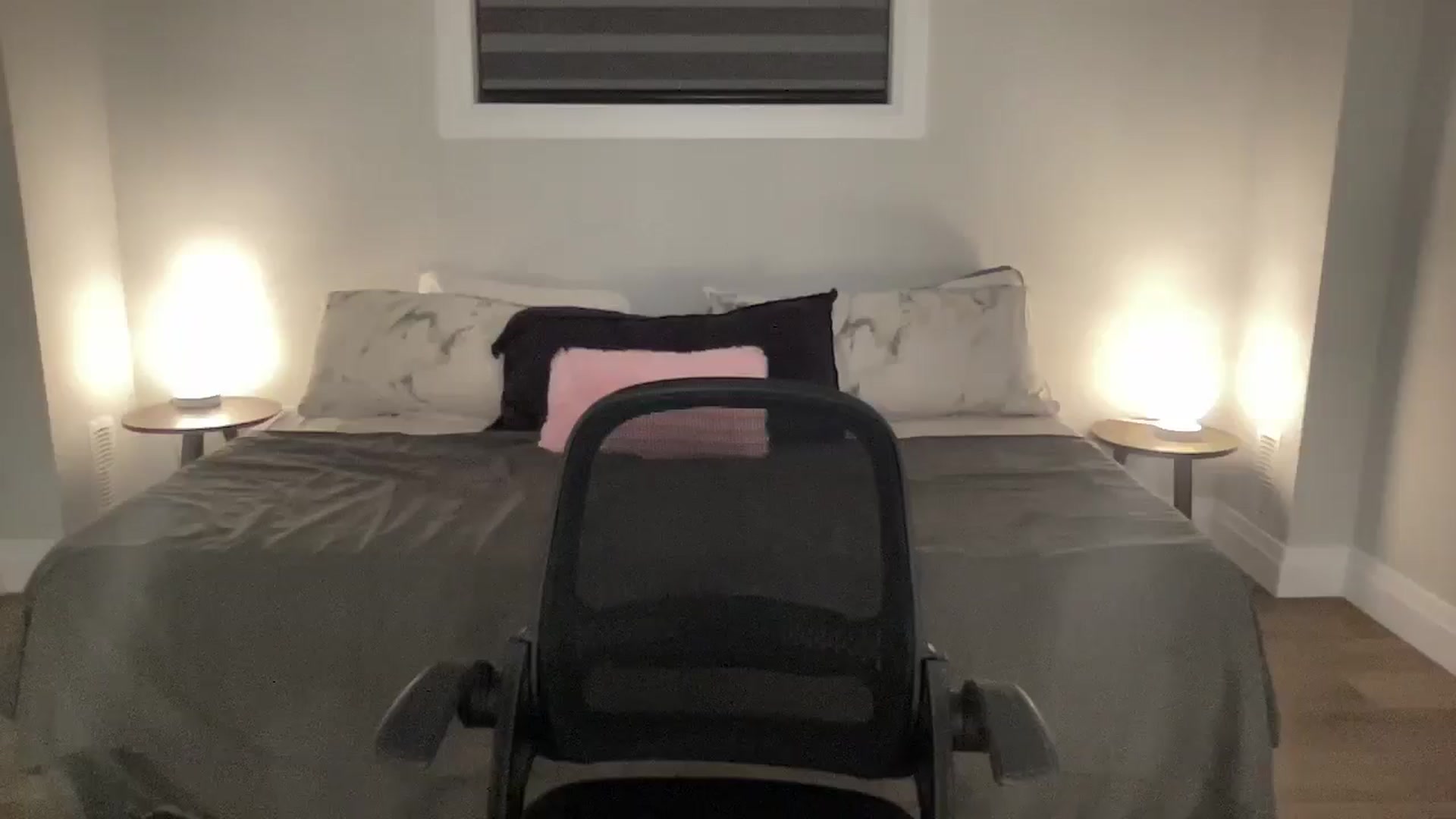 Gallery image thumbnail from eh1_Scarlett's myfreecams stream on, 04/29/2026, 04:29 image 18 of 20
