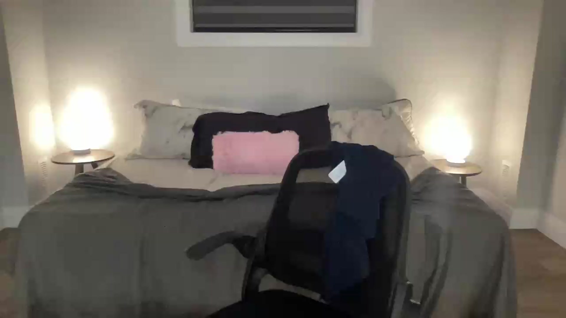 Gallery image thumbnail from eh1_Scarlett's myfreecams stream on, 05/17/2026, 07:21 image 1 of 20