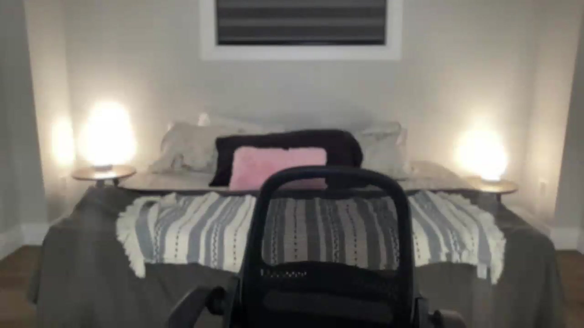 Gallery image thumbnail from eh1_Scarlett's myfreecams stream on, 06/07/2026, 06:09 image 9 of 20