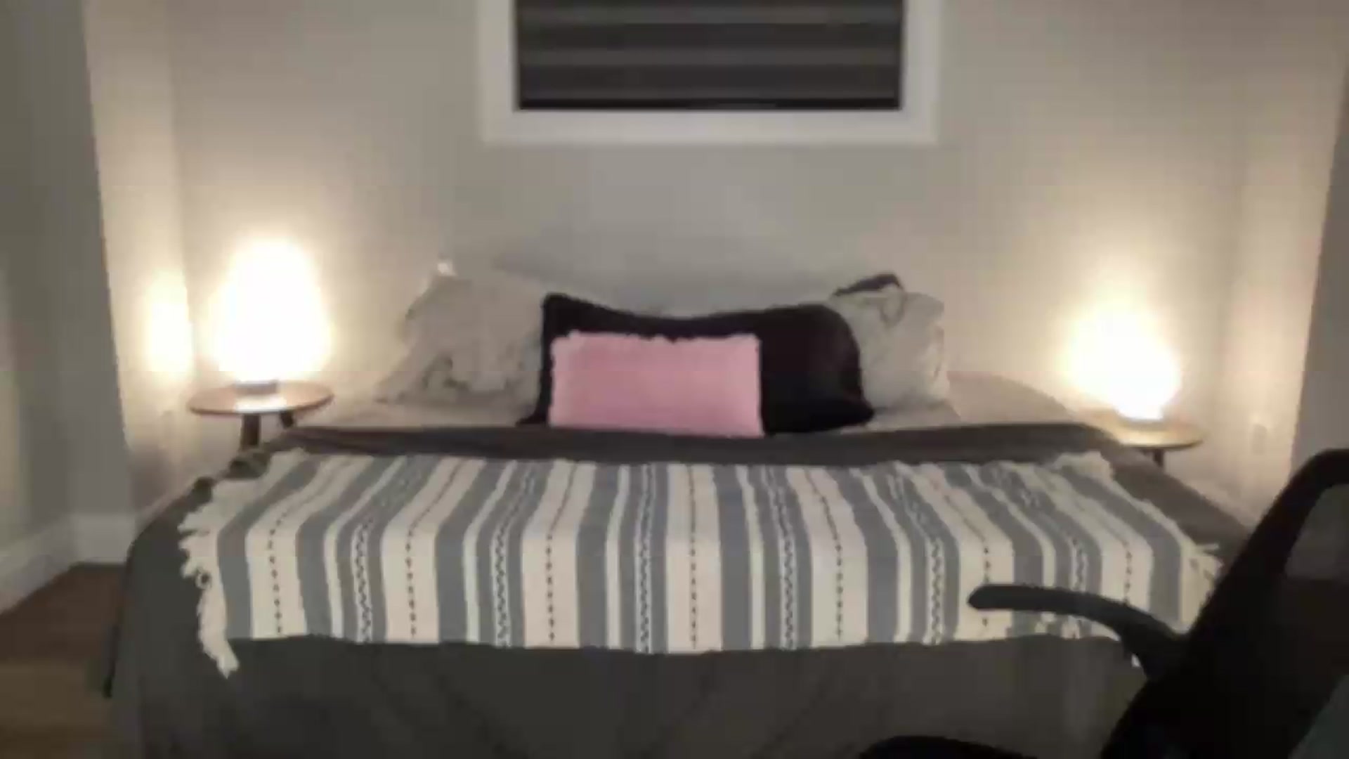 Gallery image thumbnail from eh1_Scarlett's myfreecams stream on, 06/12/2026, 06:01 image 11 of 20