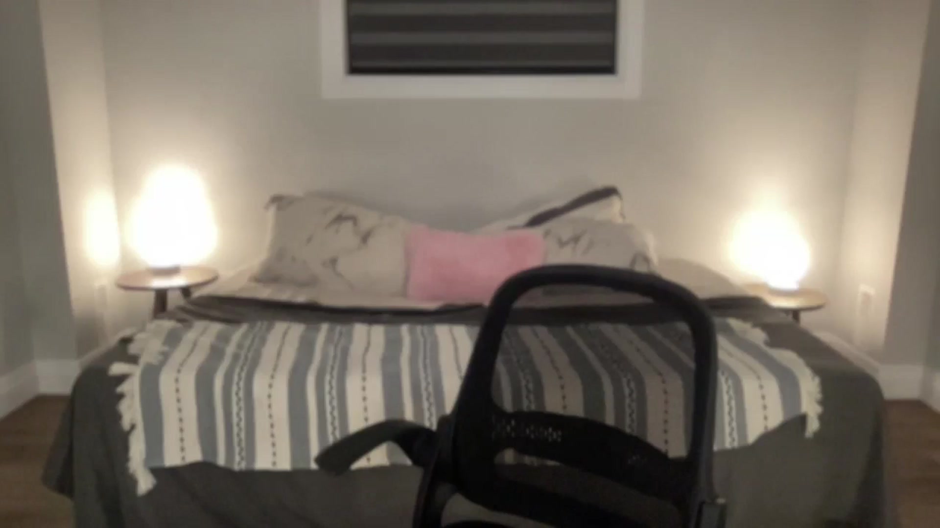 Gallery image thumbnail from eh1_Scarlett's myfreecams stream on, 06/19/2026, 04:59 image 5 of 20