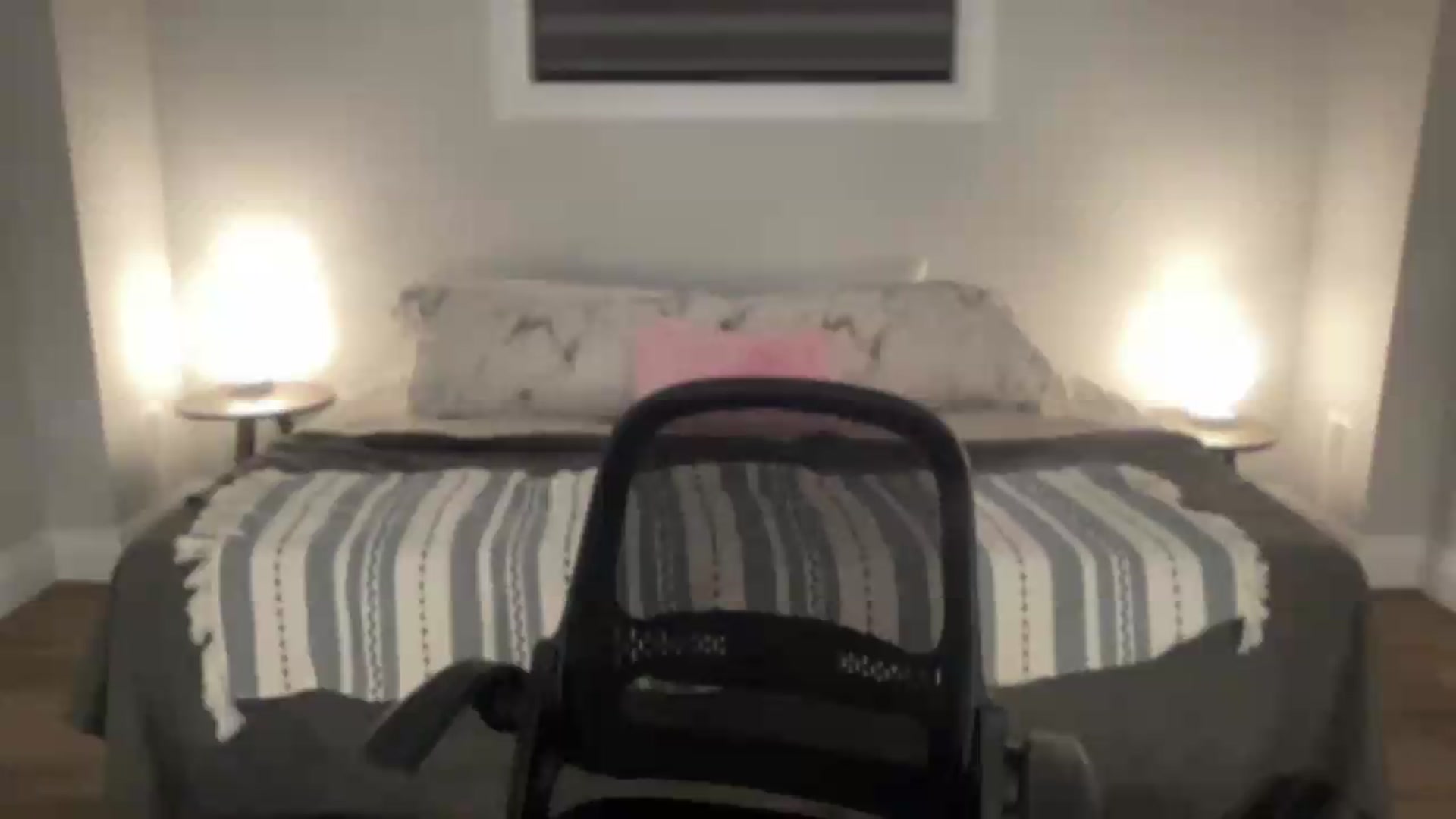 Gallery image thumbnail from eh1_Scarlett's myfreecams stream on, 06/26/2026, 05:05 image 9 of 20