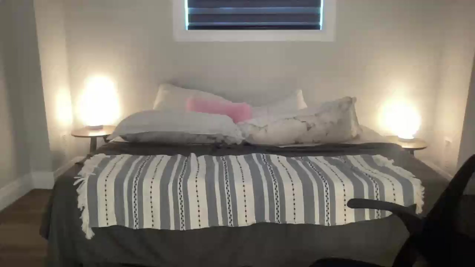 Gallery image thumbnail from eh1_Scarlett's myfreecams stream on, 06/29/2026, 24:52 image 1 of 20