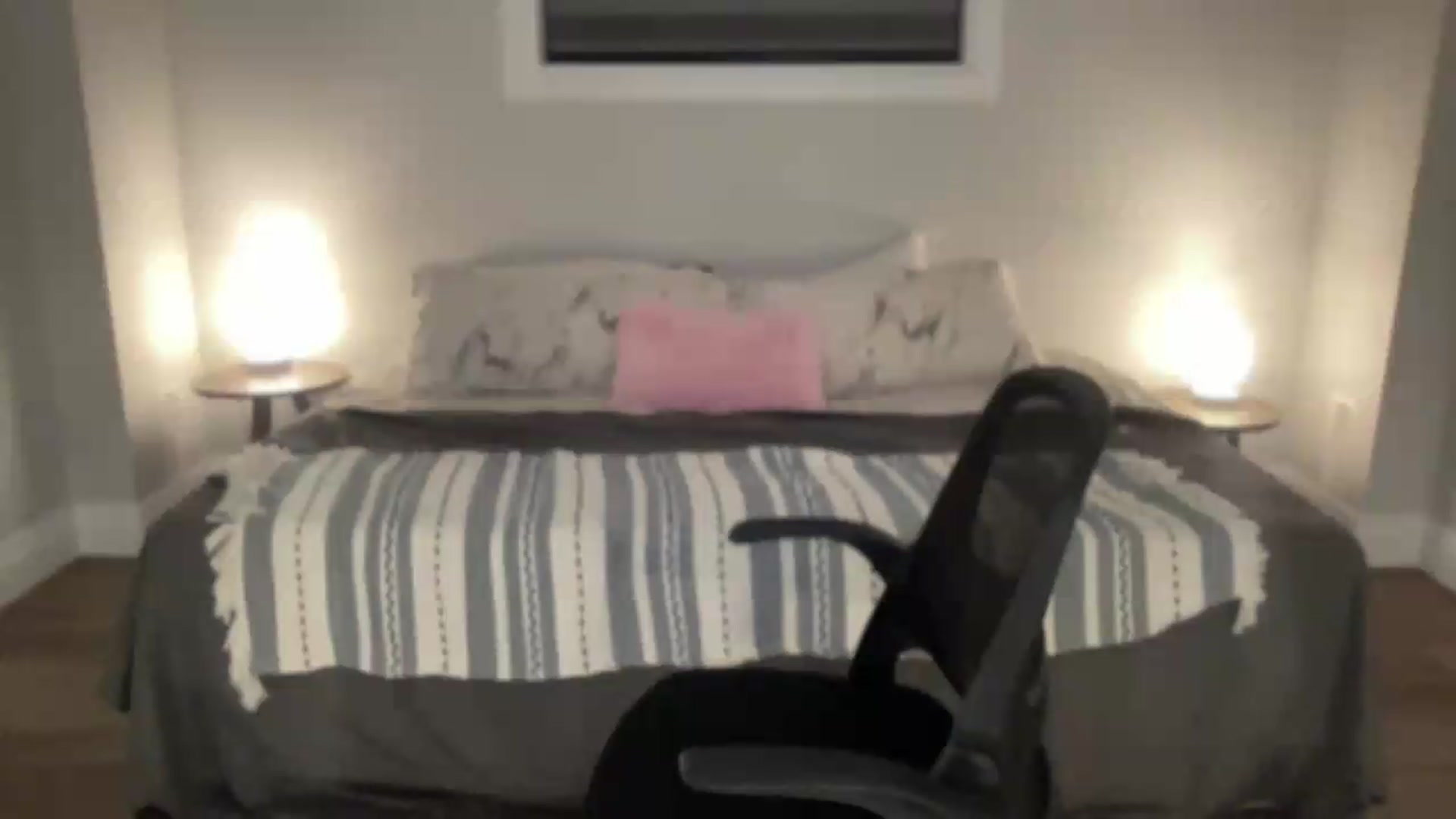 Gallery image thumbnail from eh1_Scarlett's myfreecams stream on, 07/03/2026, 07:00 image 17 of 20