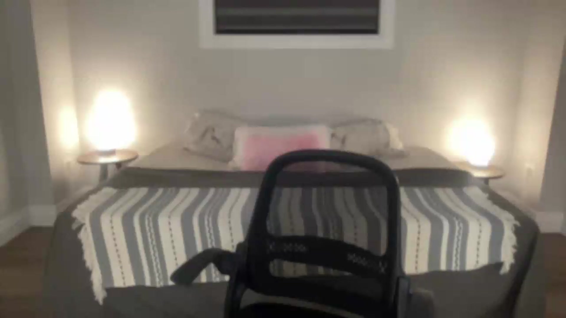 Gallery image thumbnail from eh1_Scarlett's myfreecams stream on, 07/10/2026, 06:19 image 12 of 20