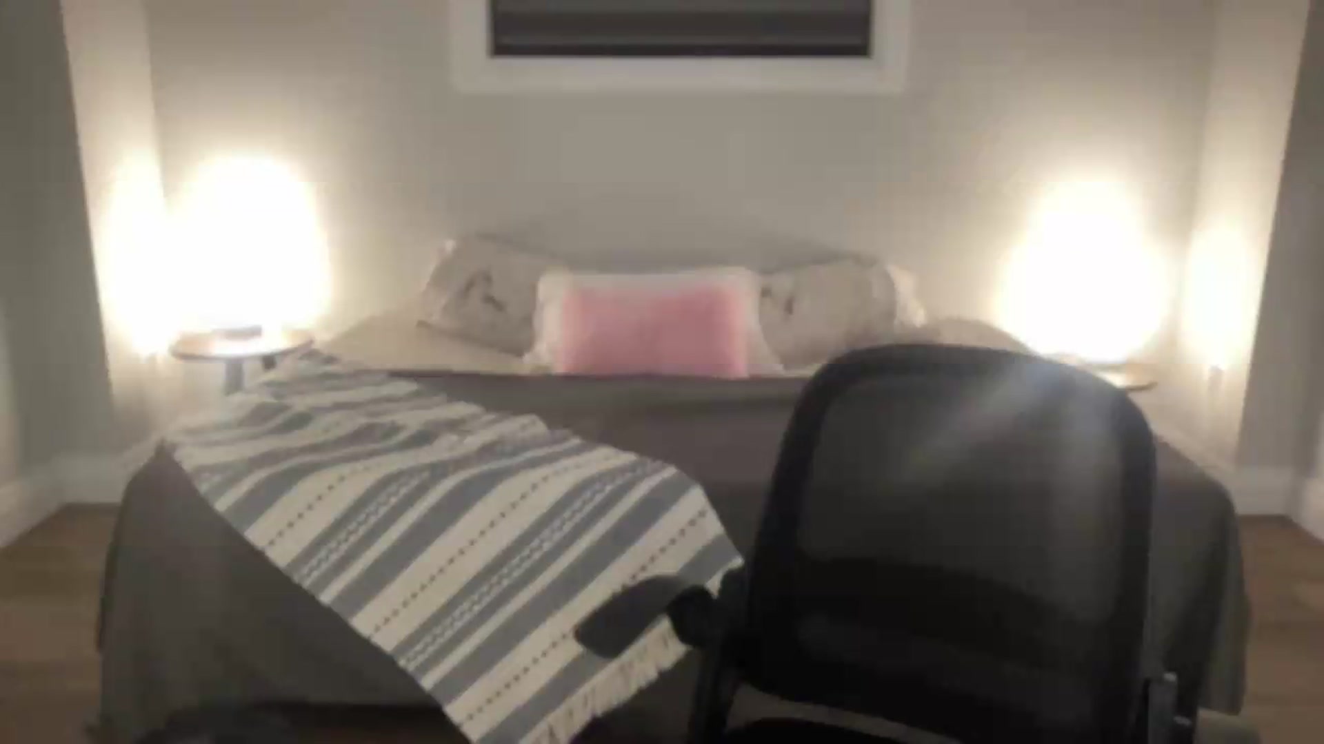 Gallery image thumbnail from eh1_Scarlett's myfreecams stream on, 07/12/2026, 05:49 image 14 of 20