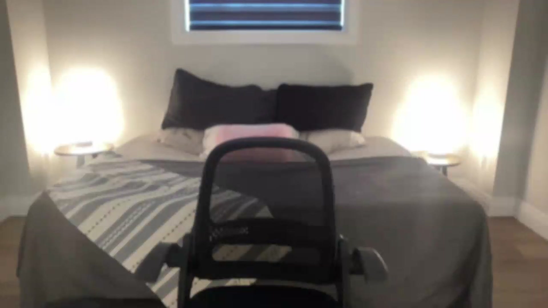 Gallery image thumbnail from eh1_Scarlett's myfreecams stream on, 07/12/2026, 22:24 image 6 of 20
