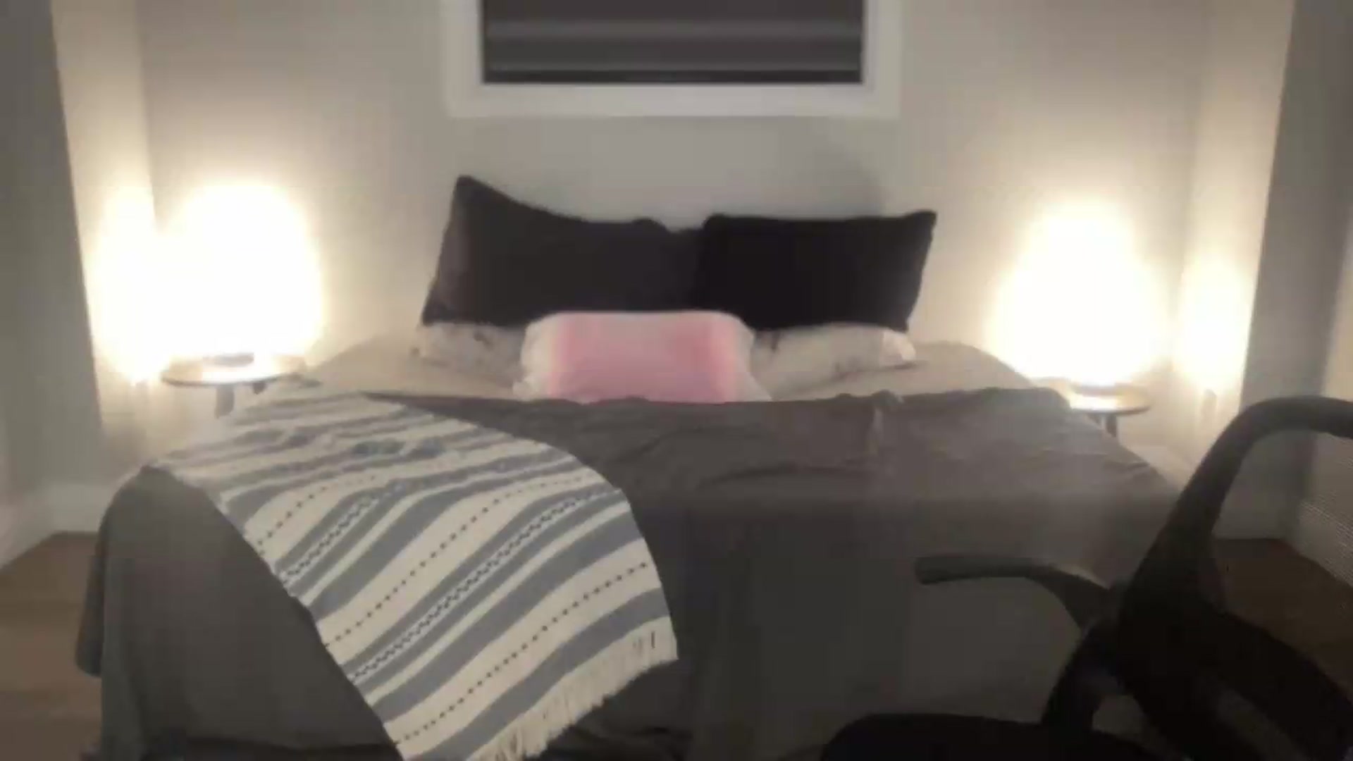 Gallery image thumbnail from eh1_Scarlett's myfreecams stream on, 07/16/2026, 03:48 image 11 of 20