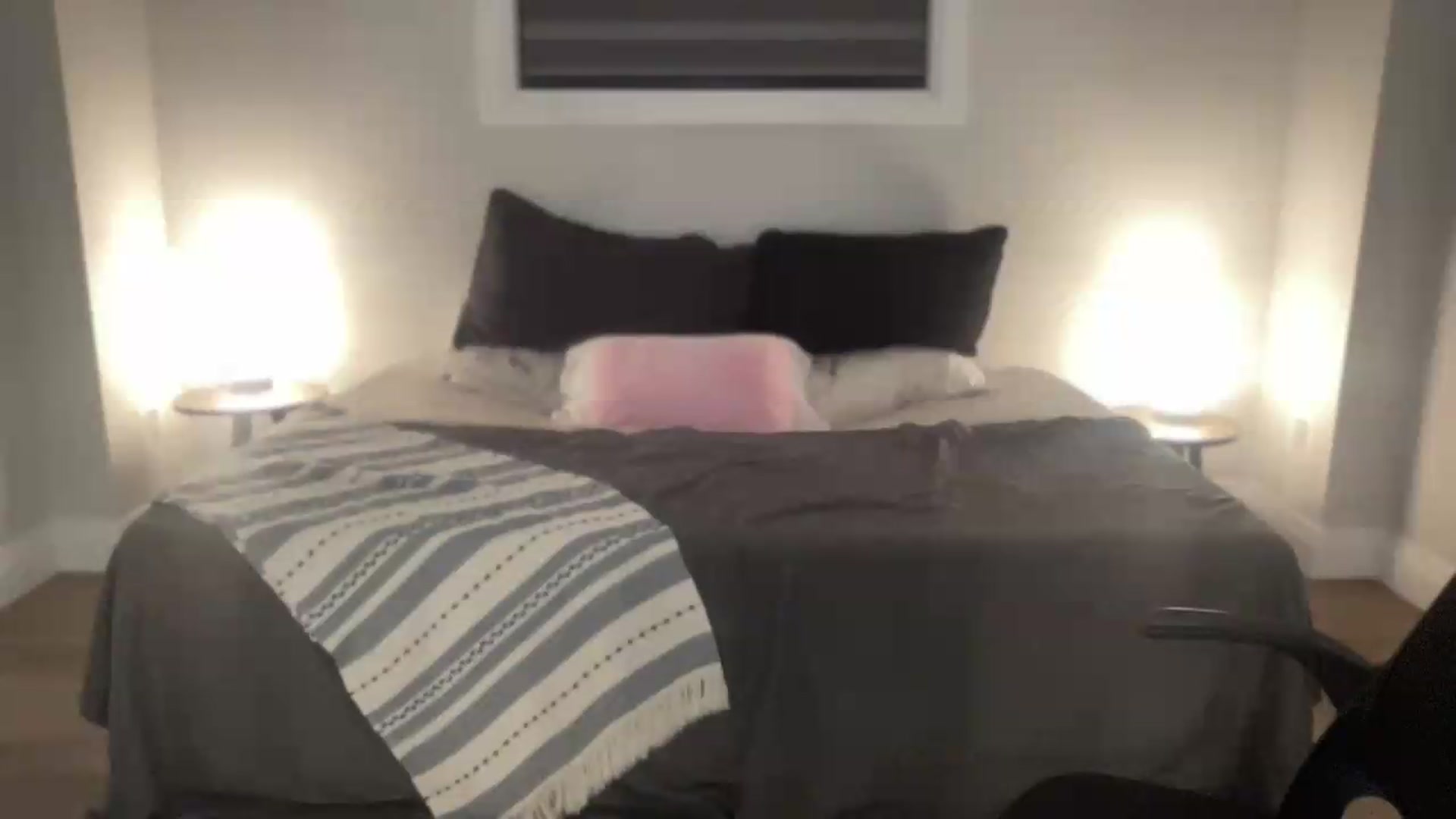 Gallery image thumbnail from eh1_Scarlett's myfreecams stream on, 07/16/2026, 04:26 image 6 of 20