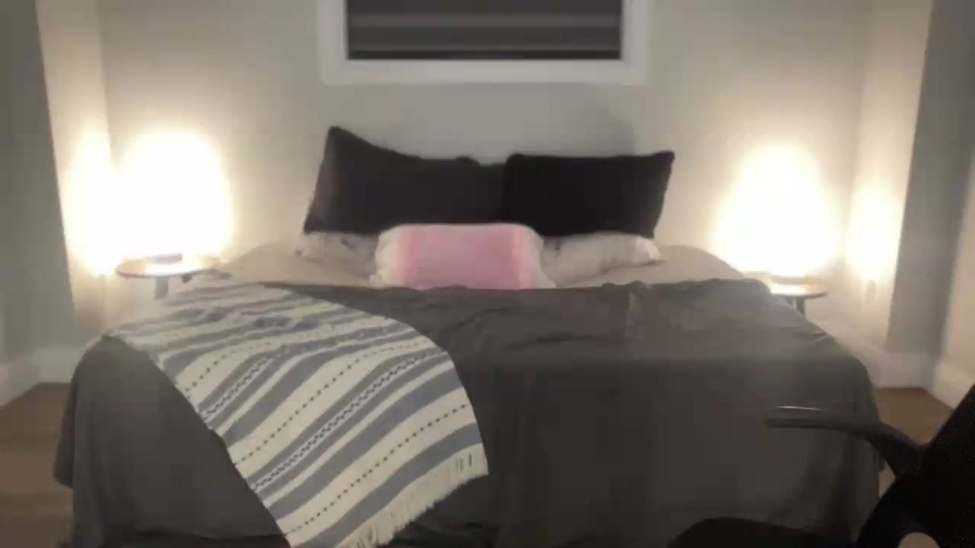 Gallery image thumbnail from eh1_Scarlett's myfreecams stream on, 07/16/2026, 04:26 image 7 of 20