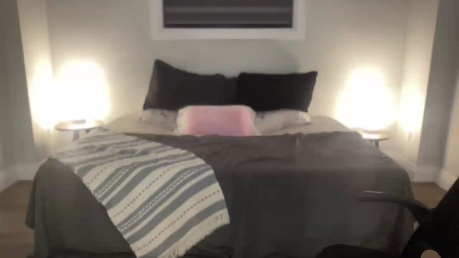 Gallery image thumbnail from eh1_Scarlett's myfreecams stream on, 07/16/2026, 04:26 image 12 of 20