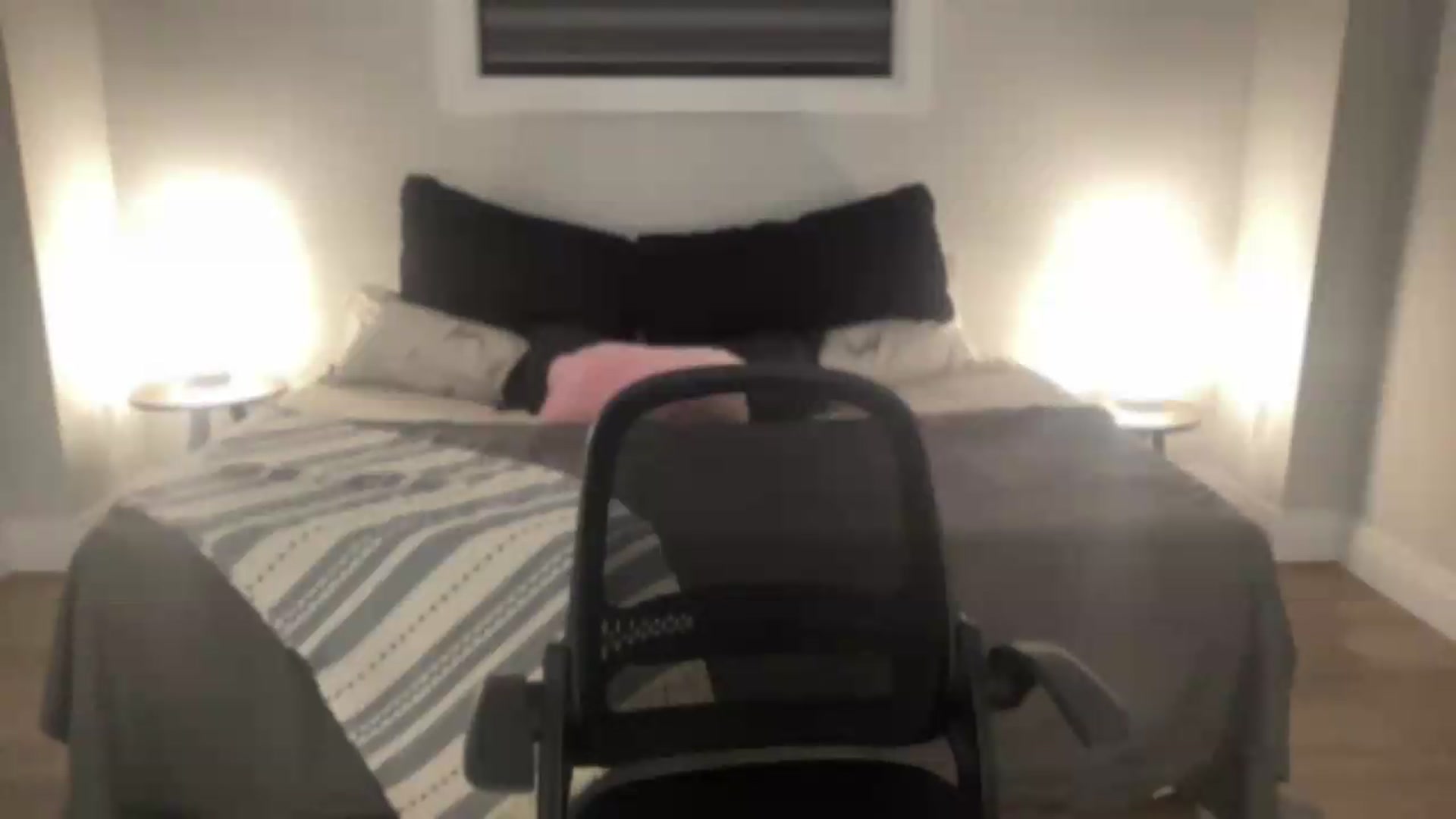 Gallery image thumbnail from eh1_Scarlett's myfreecams stream on, 07/19/2026, 06:31 image 11 of 20