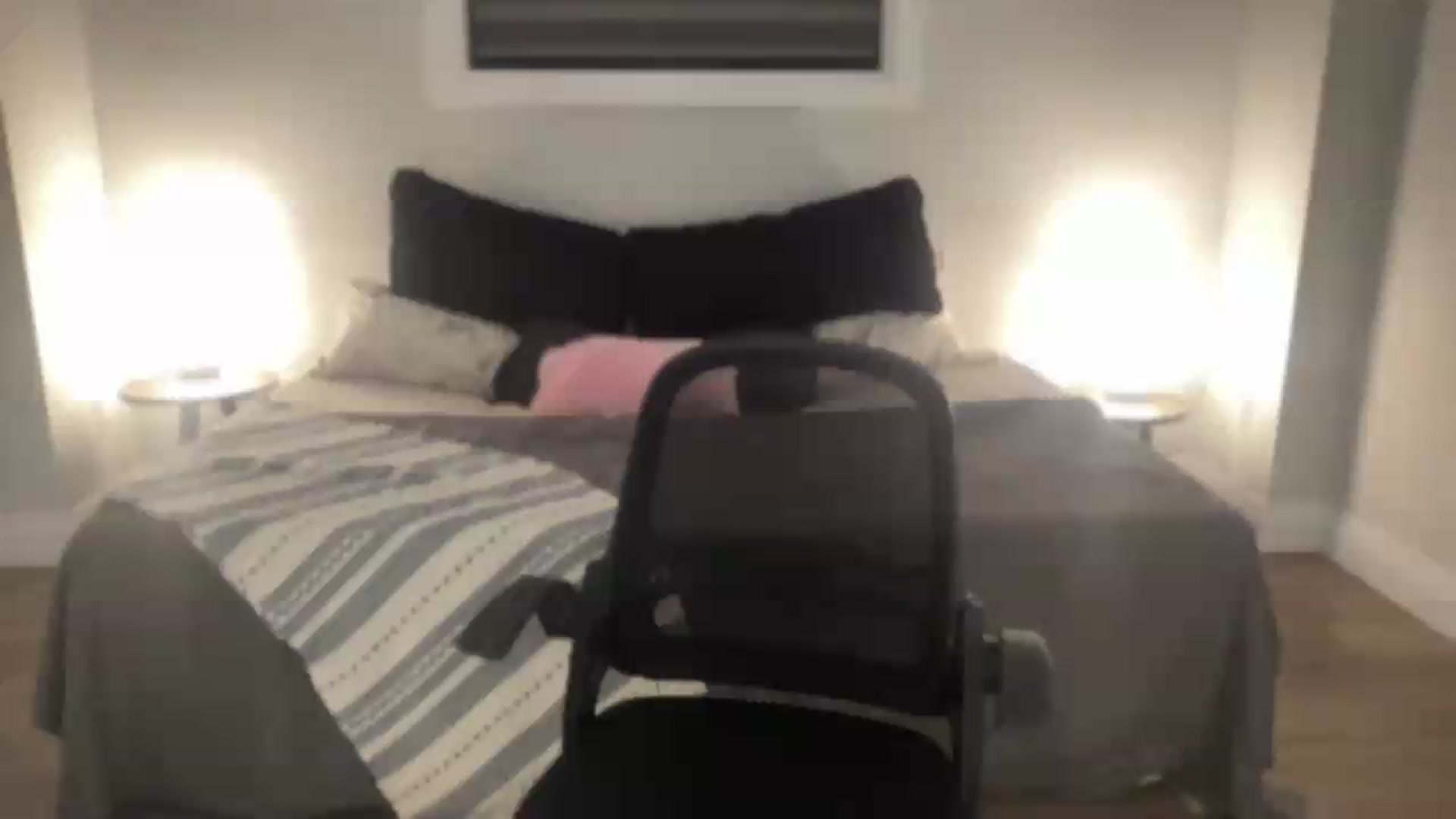 Gallery image thumbnail from eh1_Scarlett's myfreecams stream on, 07/19/2026, 10:36 image 1 of 20