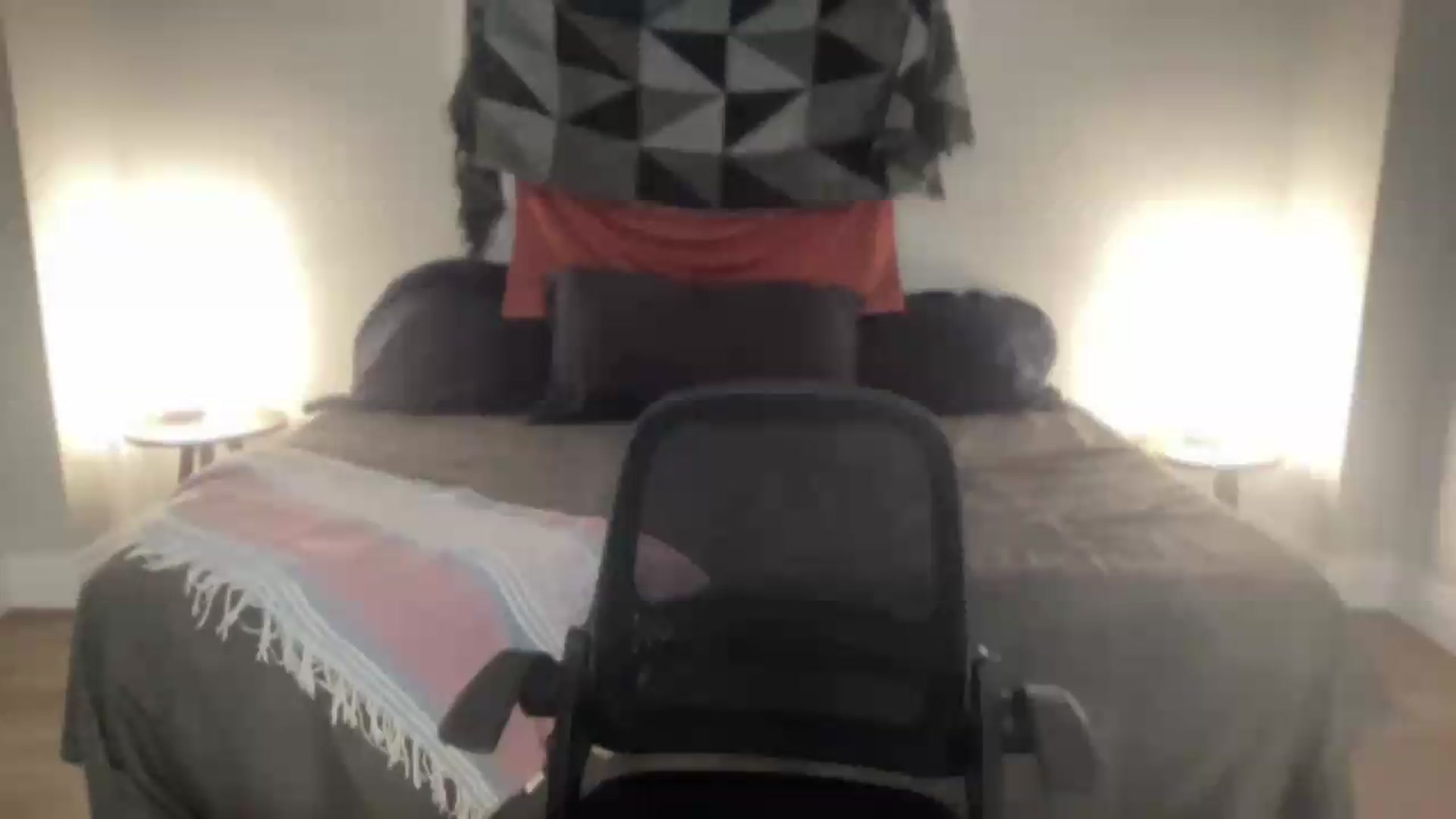 Gallery image thumbnail from eh1_Scarlett's myfreecams stream on, 08/17/2026, 03:17 image 2 of 20