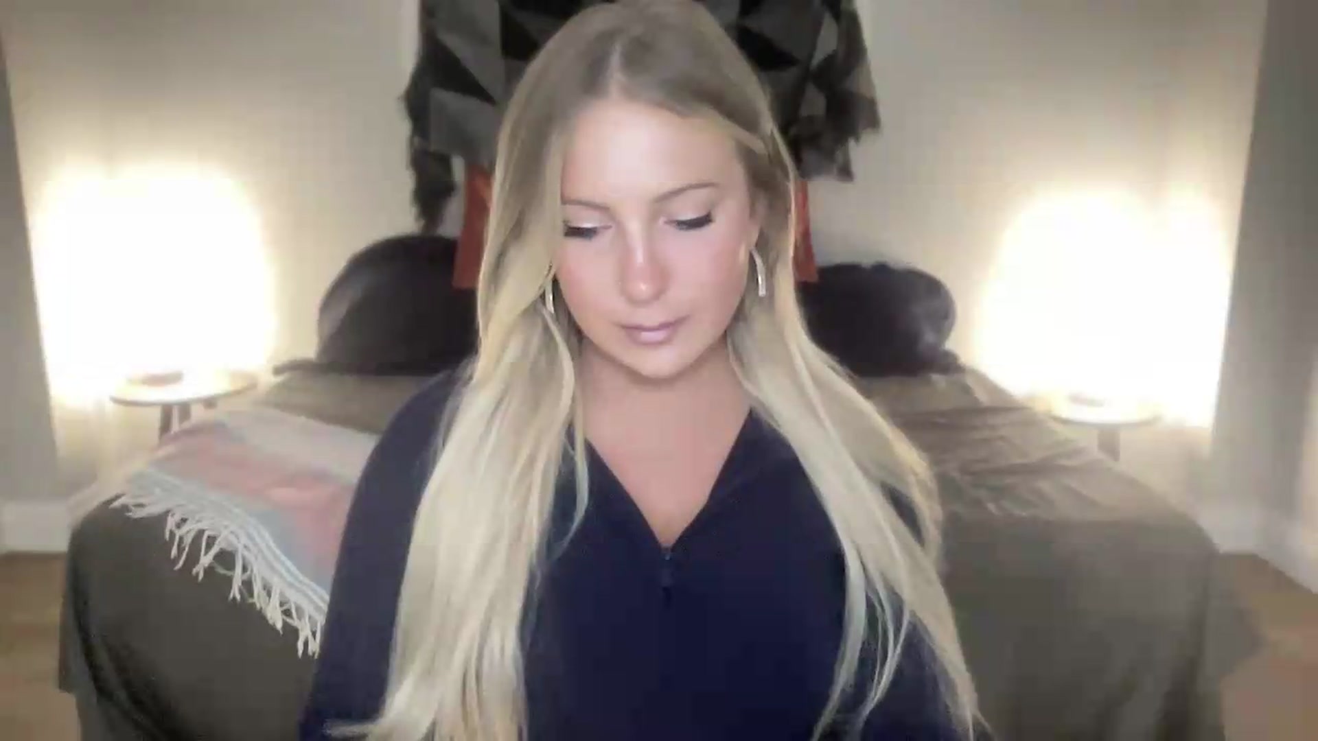 Gallery image thumbnail from eh1_Scarlett's myfreecams stream on, 08/17/2026, 06:43 image 2 of 20