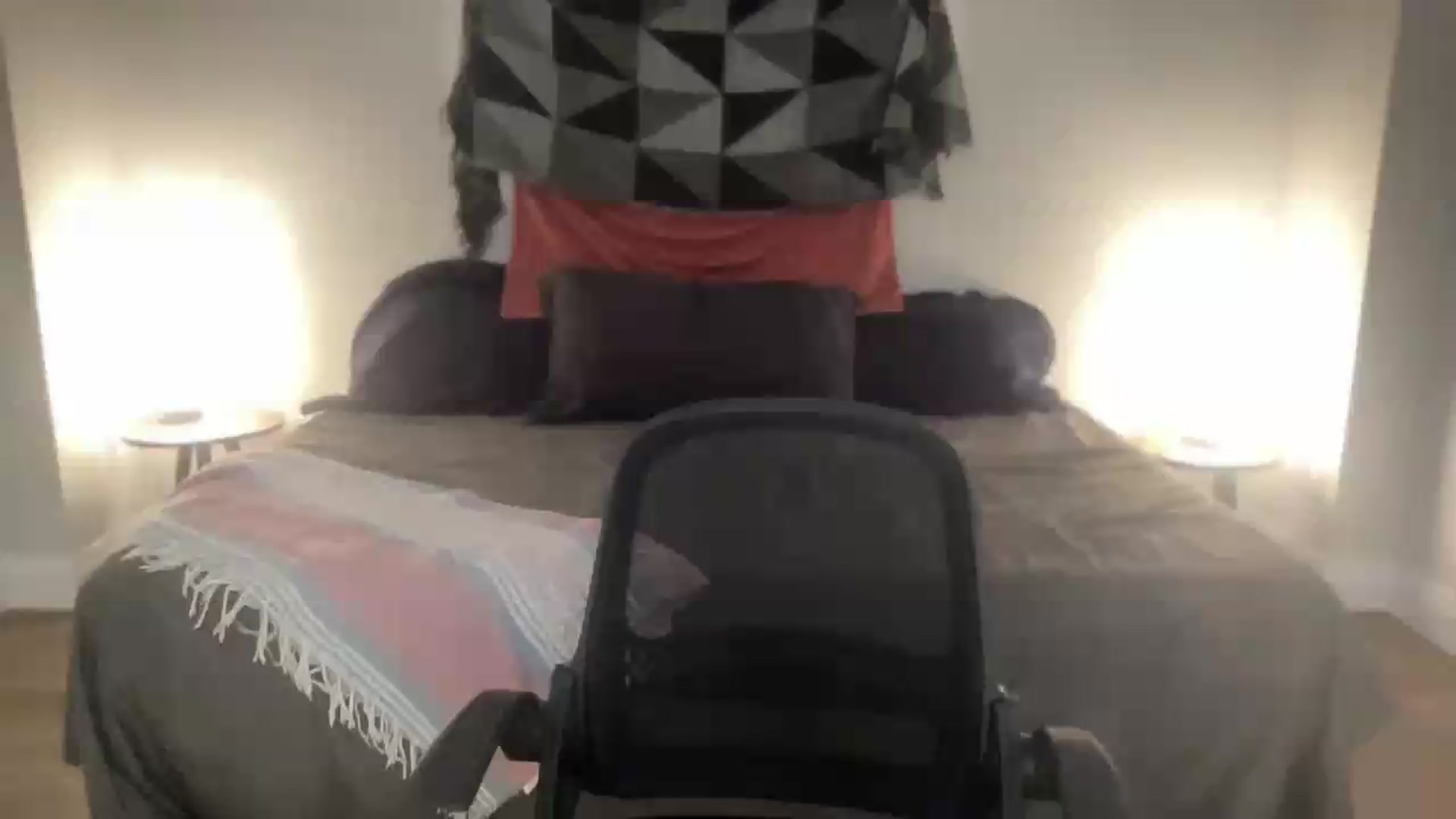 Gallery image thumbnail from eh1_Scarlett's myfreecams stream on, 08/17/2026, 06:43 image 1 of 20