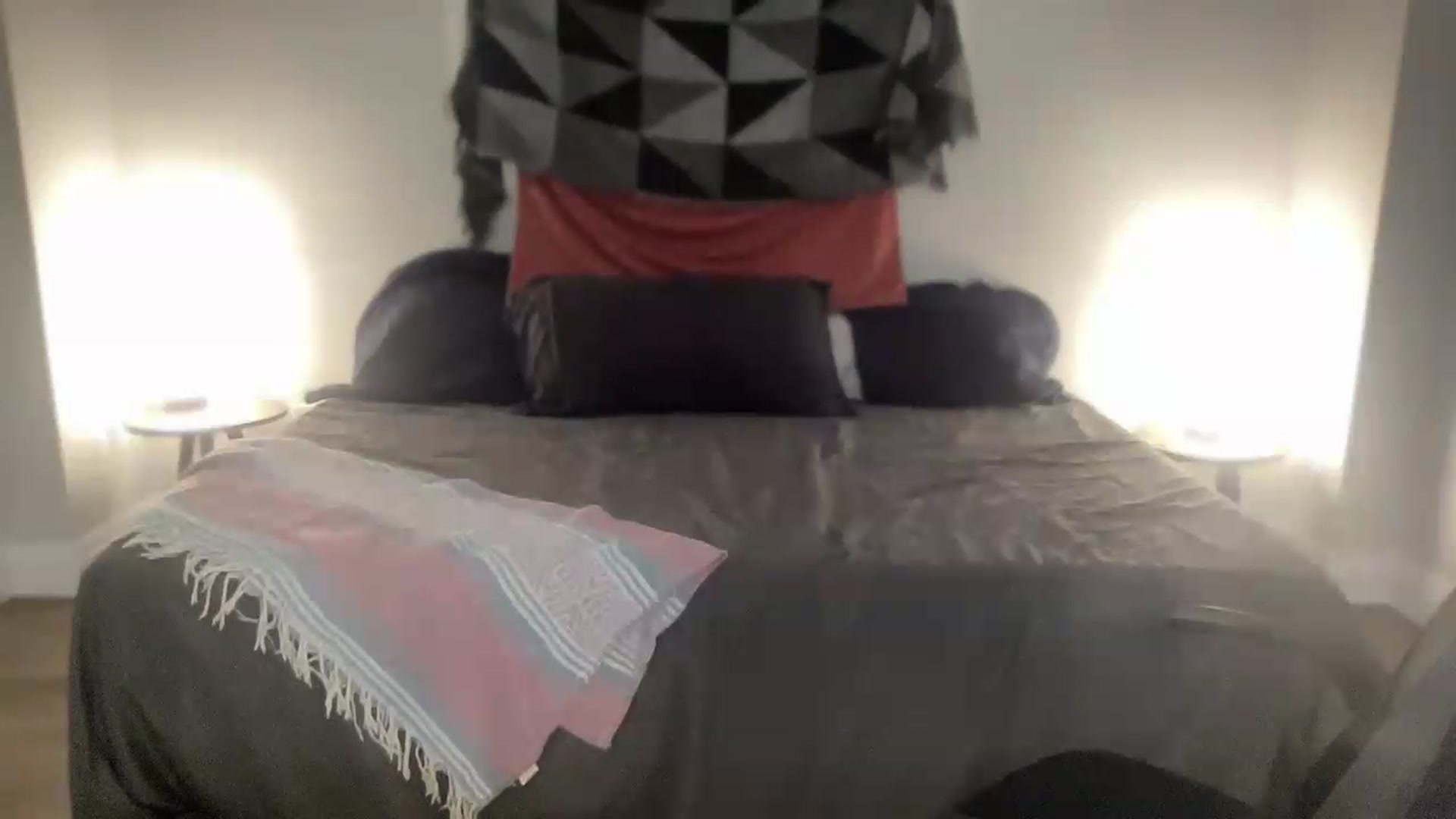 Gallery image thumbnail from eh1_Scarlett's myfreecams stream on, 08/18/2026, 01:35 image 14 of 20