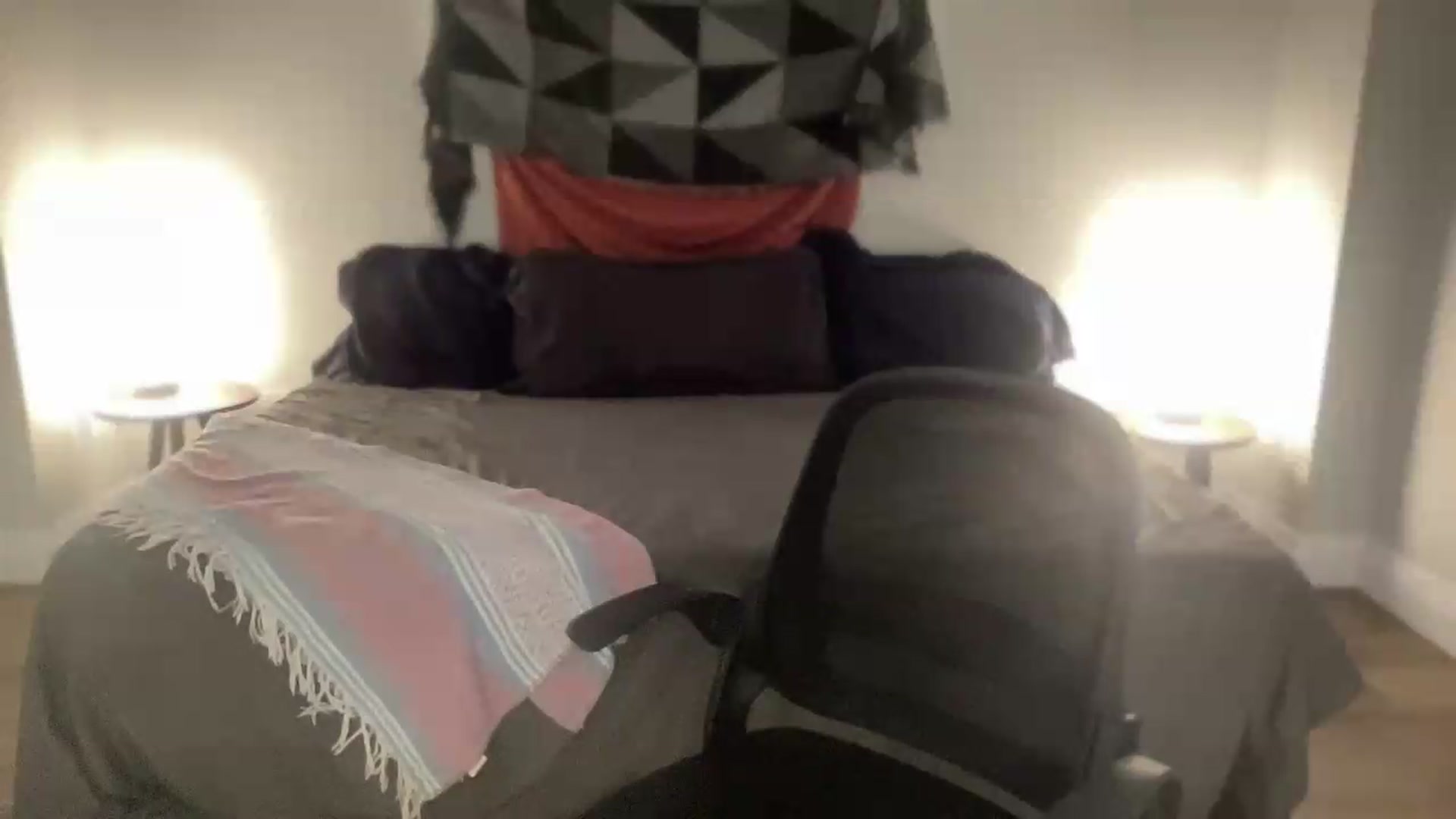 Gallery image thumbnail from eh1_Scarlett's myfreecams stream on, 08/25/2026, 03:45 image 13 of 20