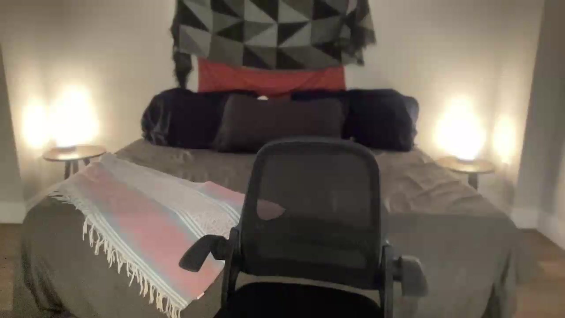 Gallery image thumbnail from eh1_Scarlett's myfreecams stream on, 08/28/2026, 03:21 image 15 of 20