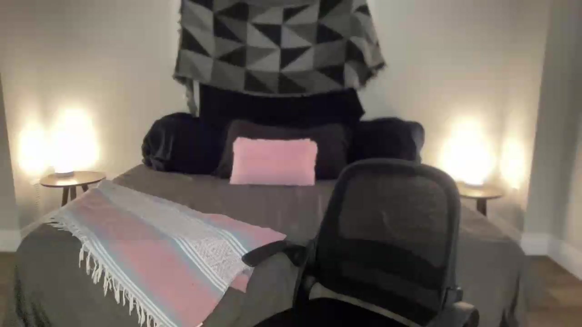 Gallery image thumbnail from eh1_Scarlett's myfreecams stream on, 08/31/2026, 05:37 image 17 of 20