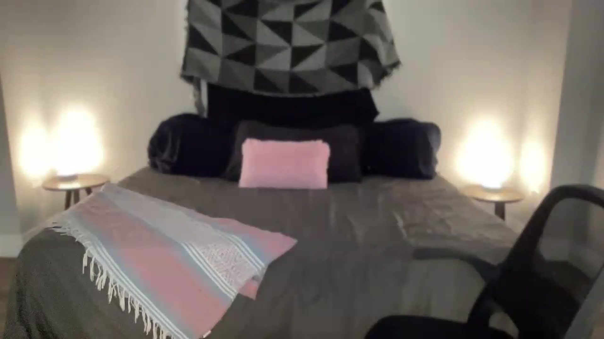 Gallery image thumbnail from eh1_Scarlett's myfreecams stream on, 08/31/2026, 07:21 image 4 of 20