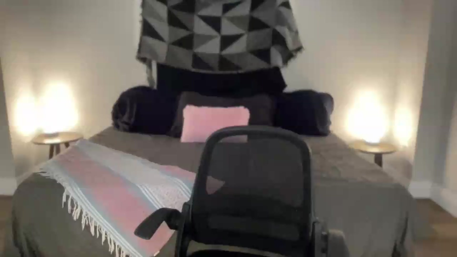 Gallery image thumbnail from eh1_Scarlett's myfreecams stream on, 08/31/2026, 07:21 image 12 of 20