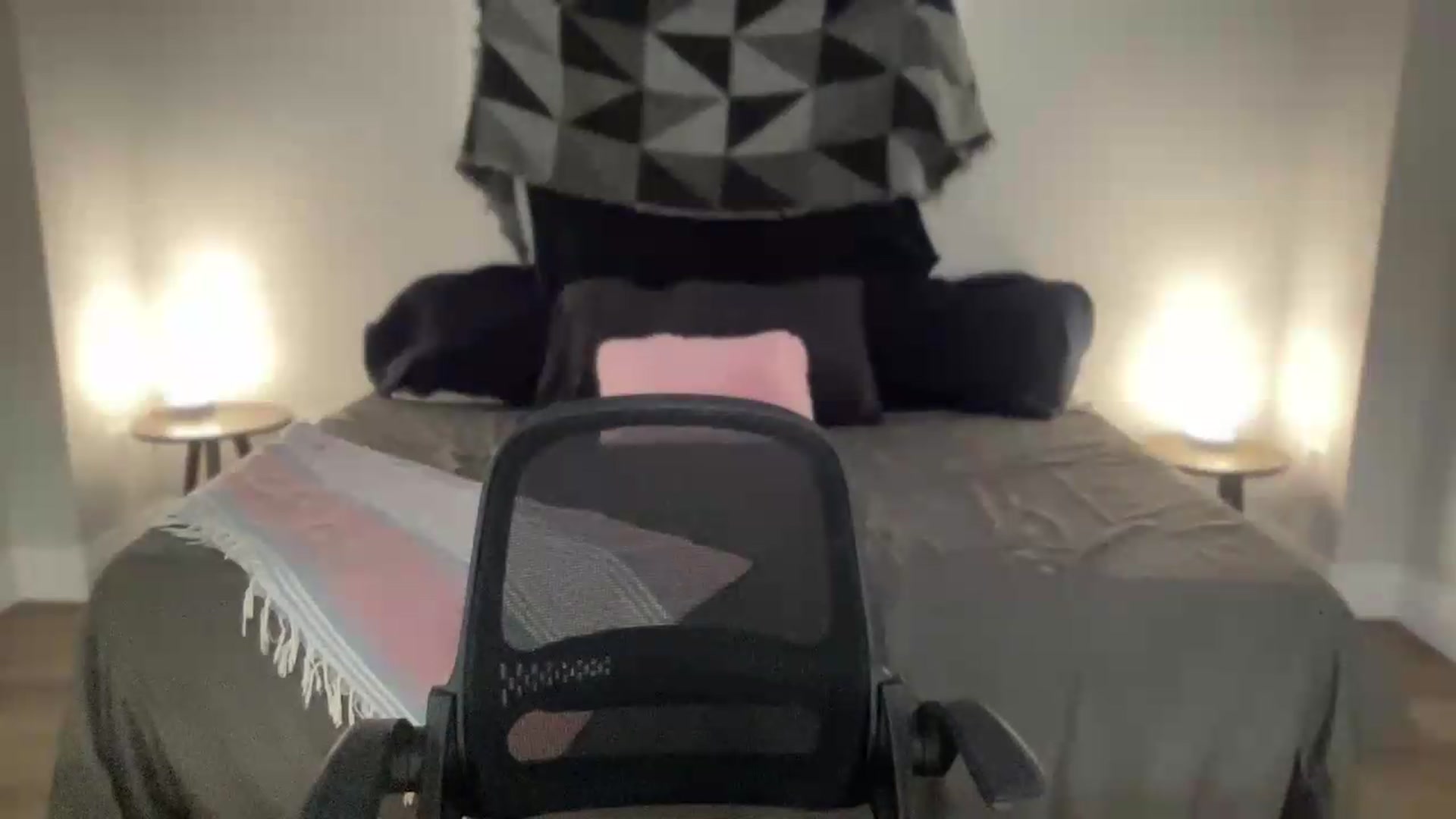 Gallery image thumbnail from eh1_Scarlett's myfreecams stream on, 09/02/2026, 05:09 image 14 of 20