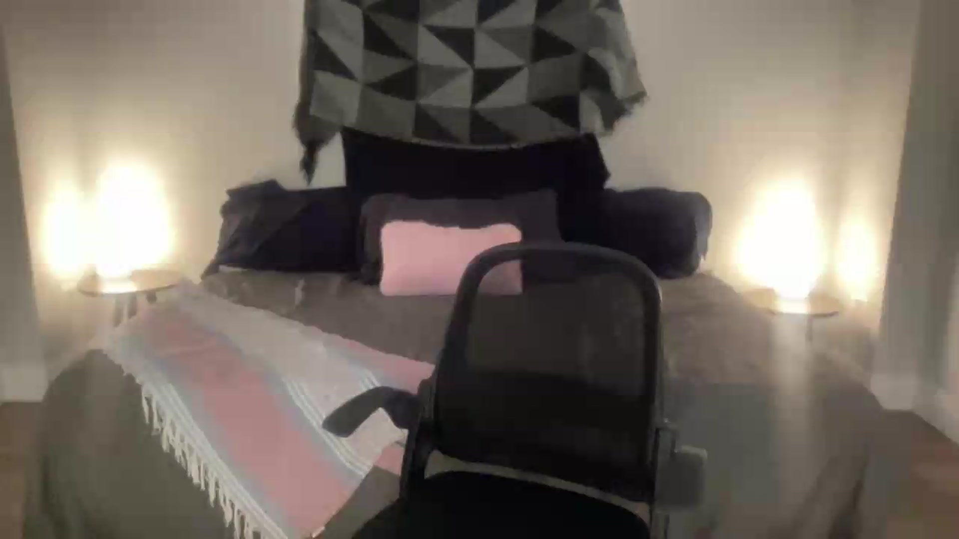 Gallery image thumbnail from eh1_Scarlett's myfreecams stream on, 09/16/2026, 03:25 image 14 of 20