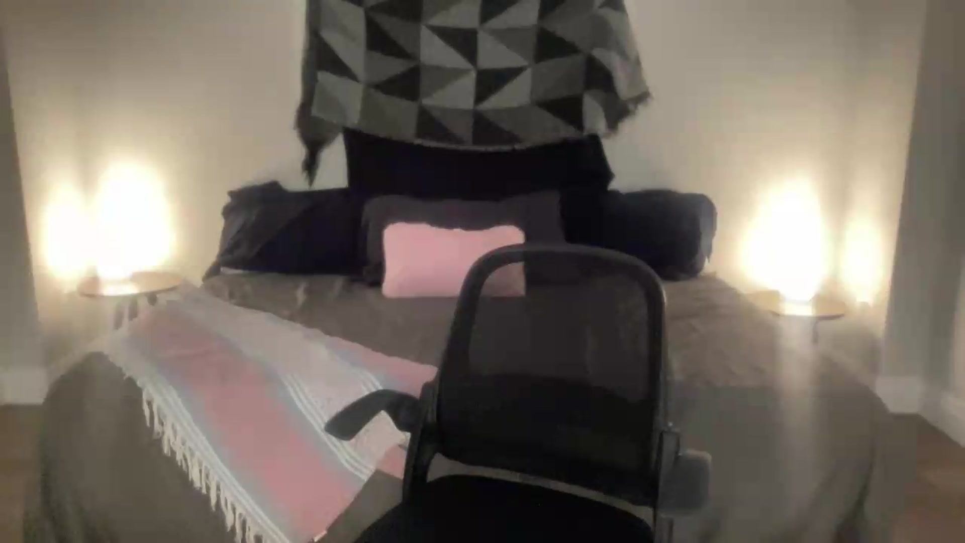 Gallery image thumbnail from eh1_Scarlett's myfreecams stream on, 09/16/2026, 03:25 image 12 of 20