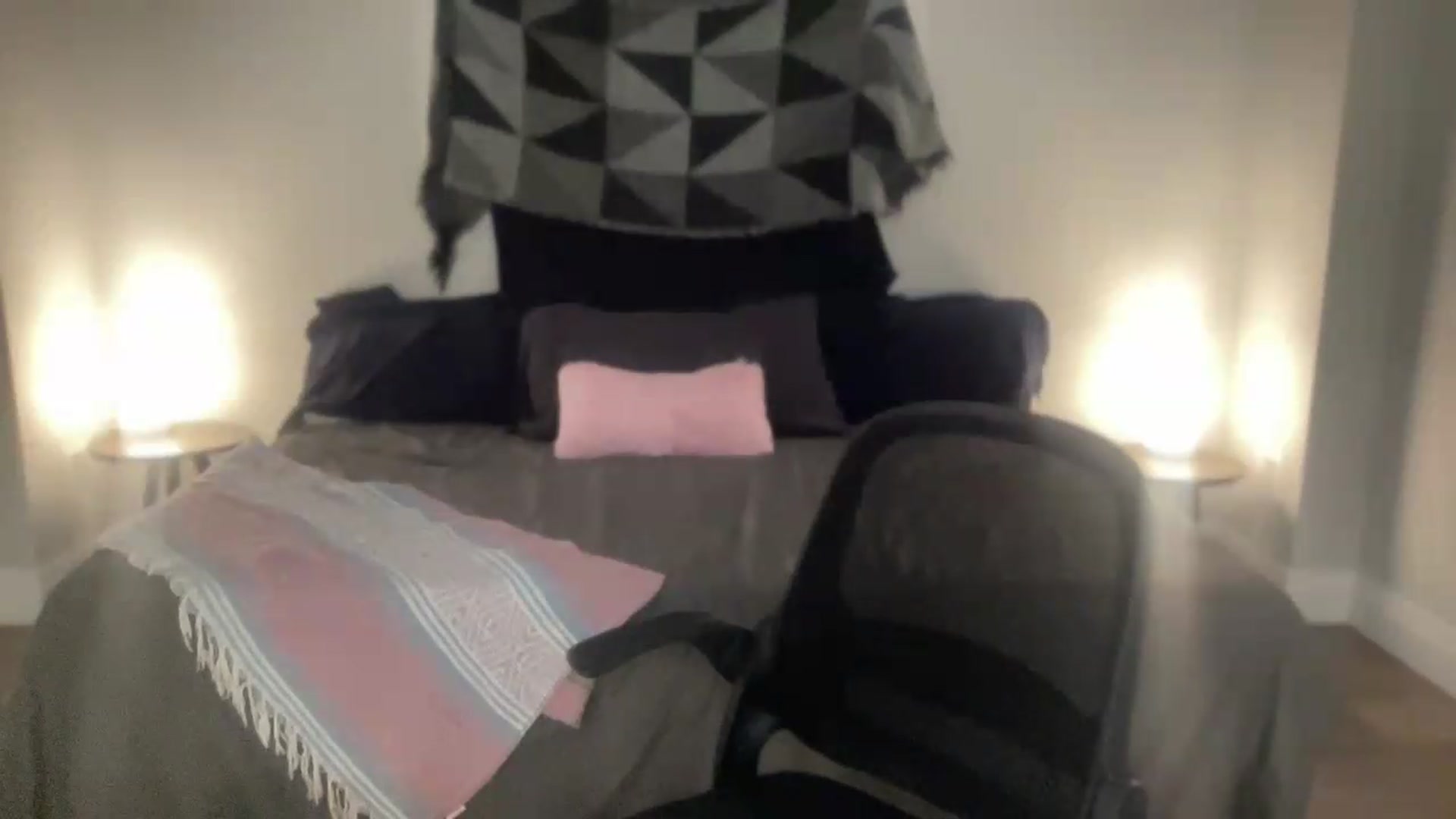 Gallery image thumbnail from eh1_Scarlett's myfreecams stream on, 09/21/2026, 07:40 image 7 of 20