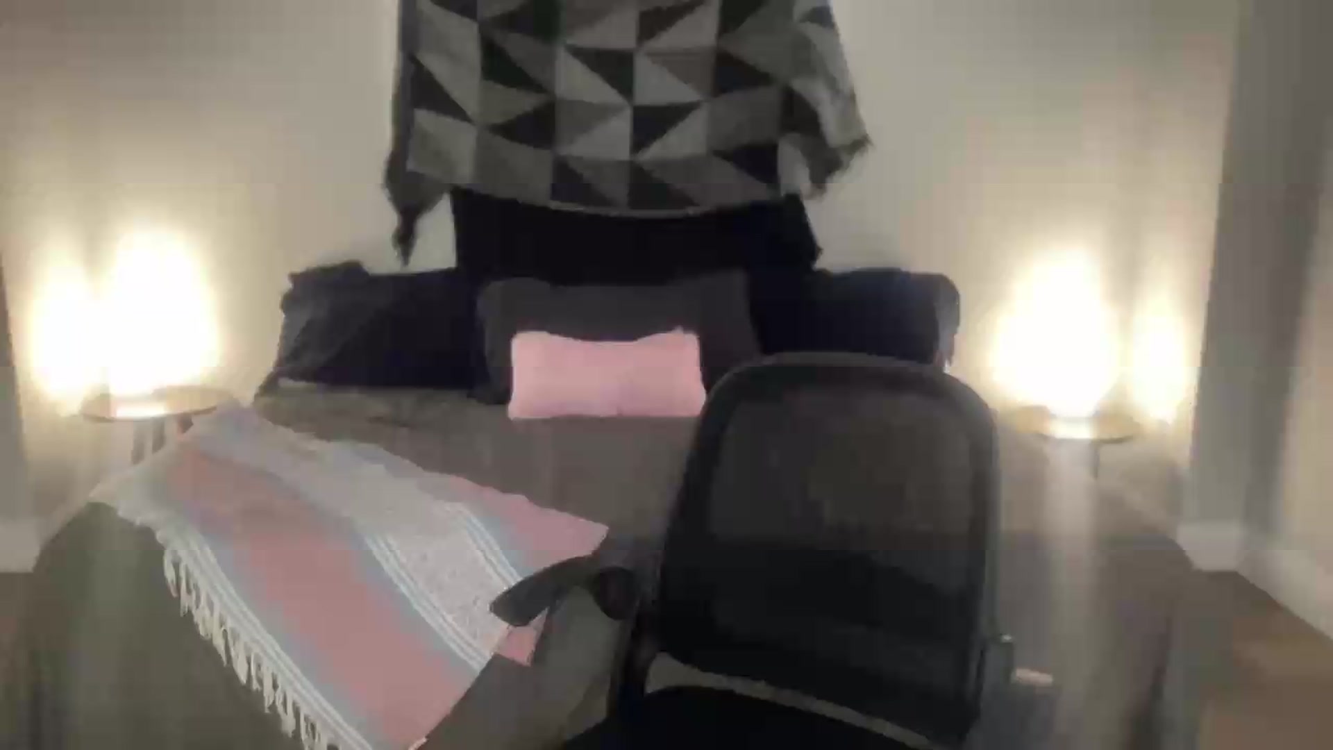 Gallery image thumbnail from eh1_Scarlett's myfreecams stream on, 09/21/2026, 07:40 image 1 of 20