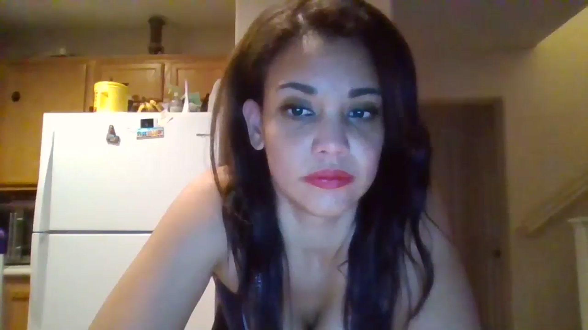 Gallery image thumbnail from elianita's myfreecams stream on, 06/12/2023, 07:27 image 20 of 20