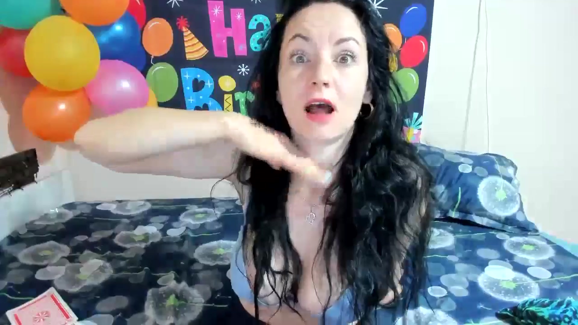 Gallery image thumbnail from elisha4ubbb's myfreecams stream on, 05/08/2024, 03:36 image 20 of 20