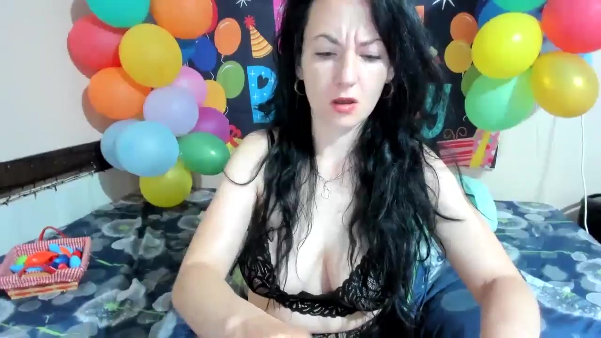 Gallery image thumbnail from elisha4ubbb's myfreecams stream on, 05/15/2024, 04:06 image 16 of 20