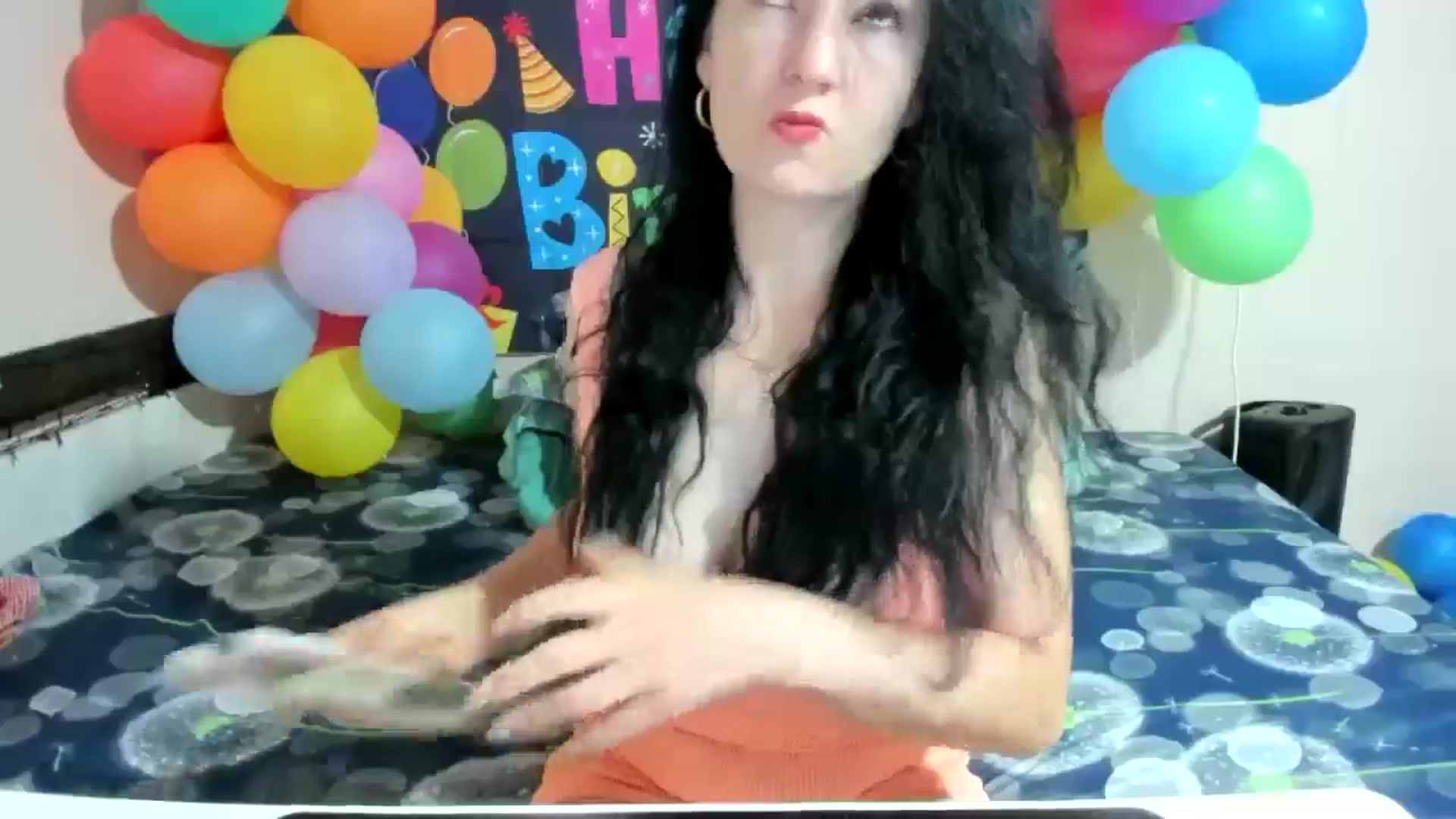 Gallery image thumbnail from elisha4ubbb's myfreecams stream on, 05/16/2024, 03:29 image 11 of 20