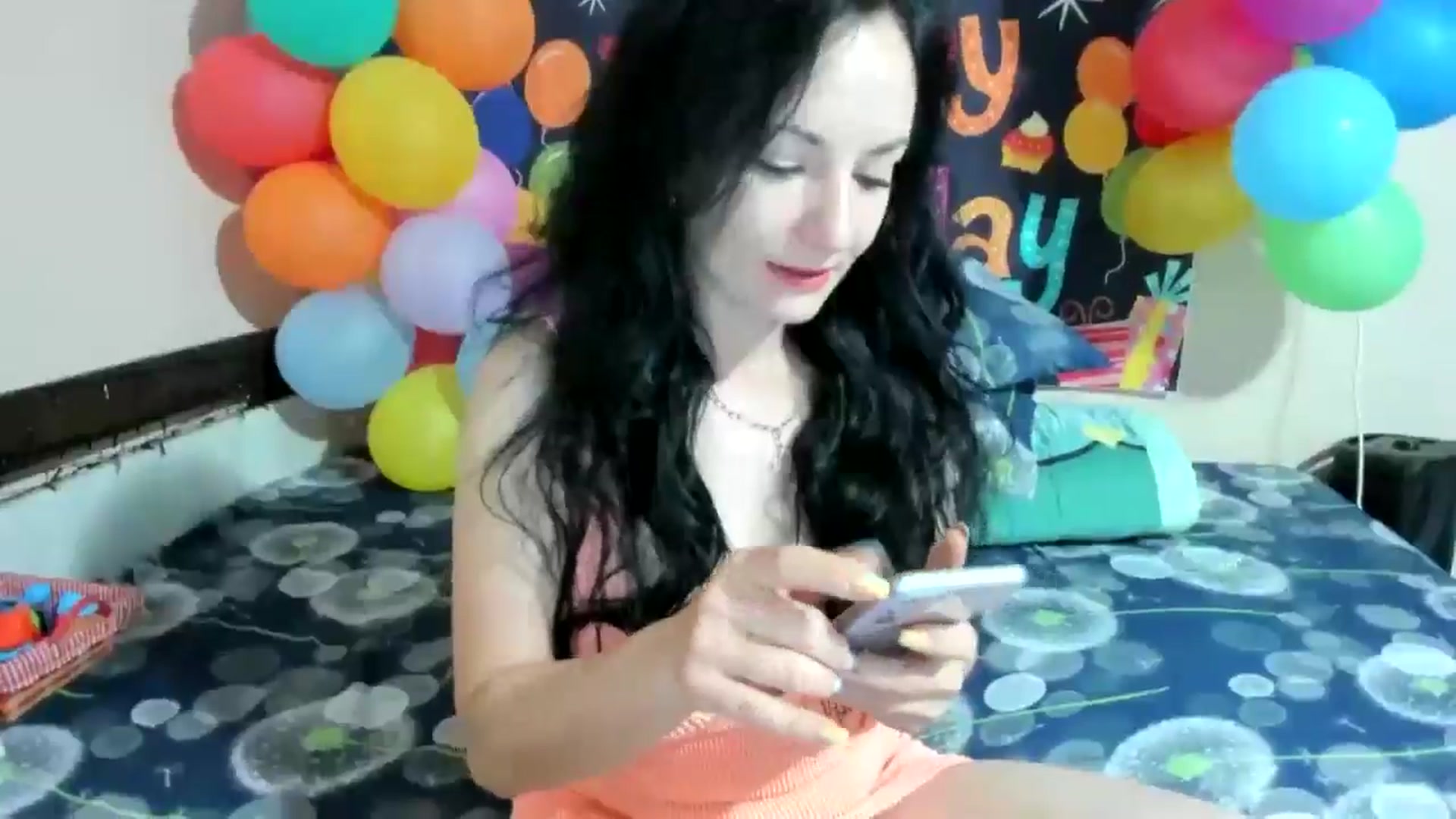 Gallery image thumbnail from elisha4ubbb's myfreecams stream on, 05/16/2024, 03:29 image 2 of 20
