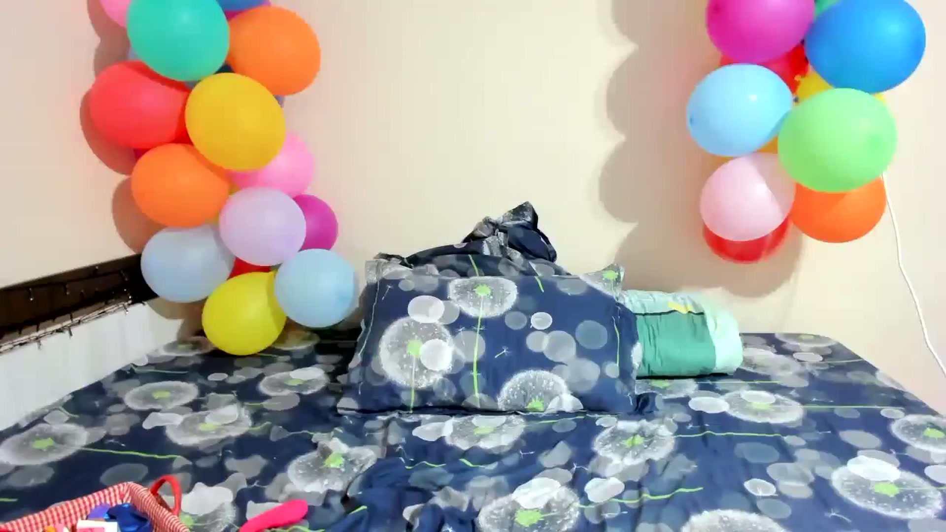 Gallery image thumbnail from elisha4ubbb's myfreecams stream on, 05/17/2024, 04:16 image 8 of 20