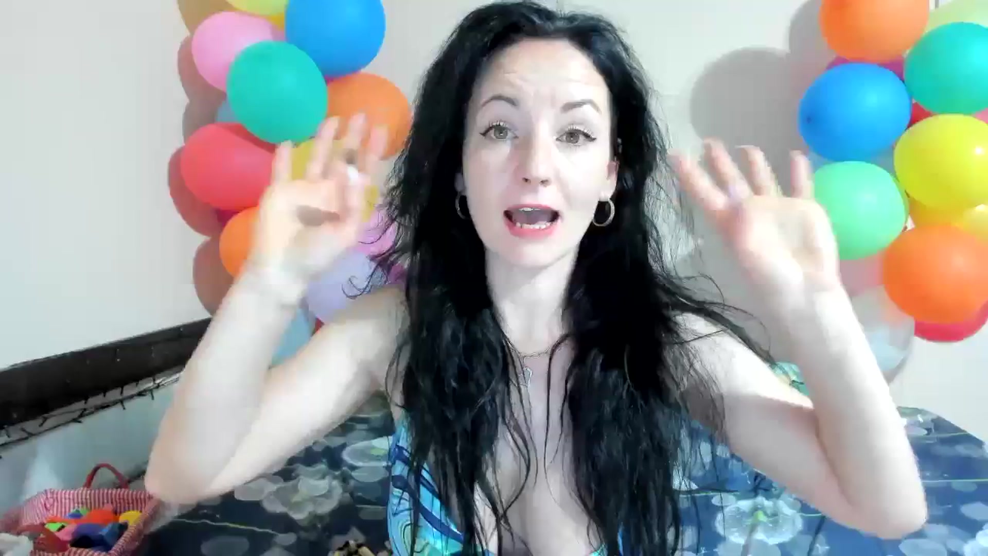 Gallery image thumbnail from elisha4ubbb's myfreecams stream on, 05/17/2024, 04:16 image 16 of 20