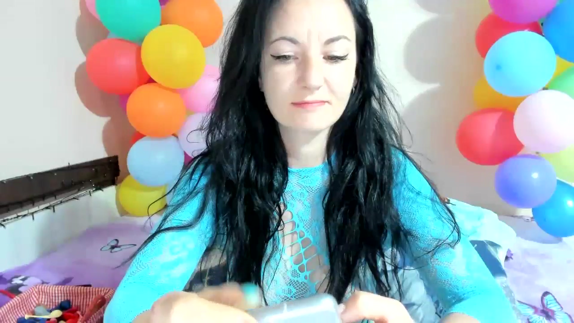 Gallery image thumbnail from elisha4ubbb's myfreecams stream on, 05/20/2024, 04:12 image 12 of 20