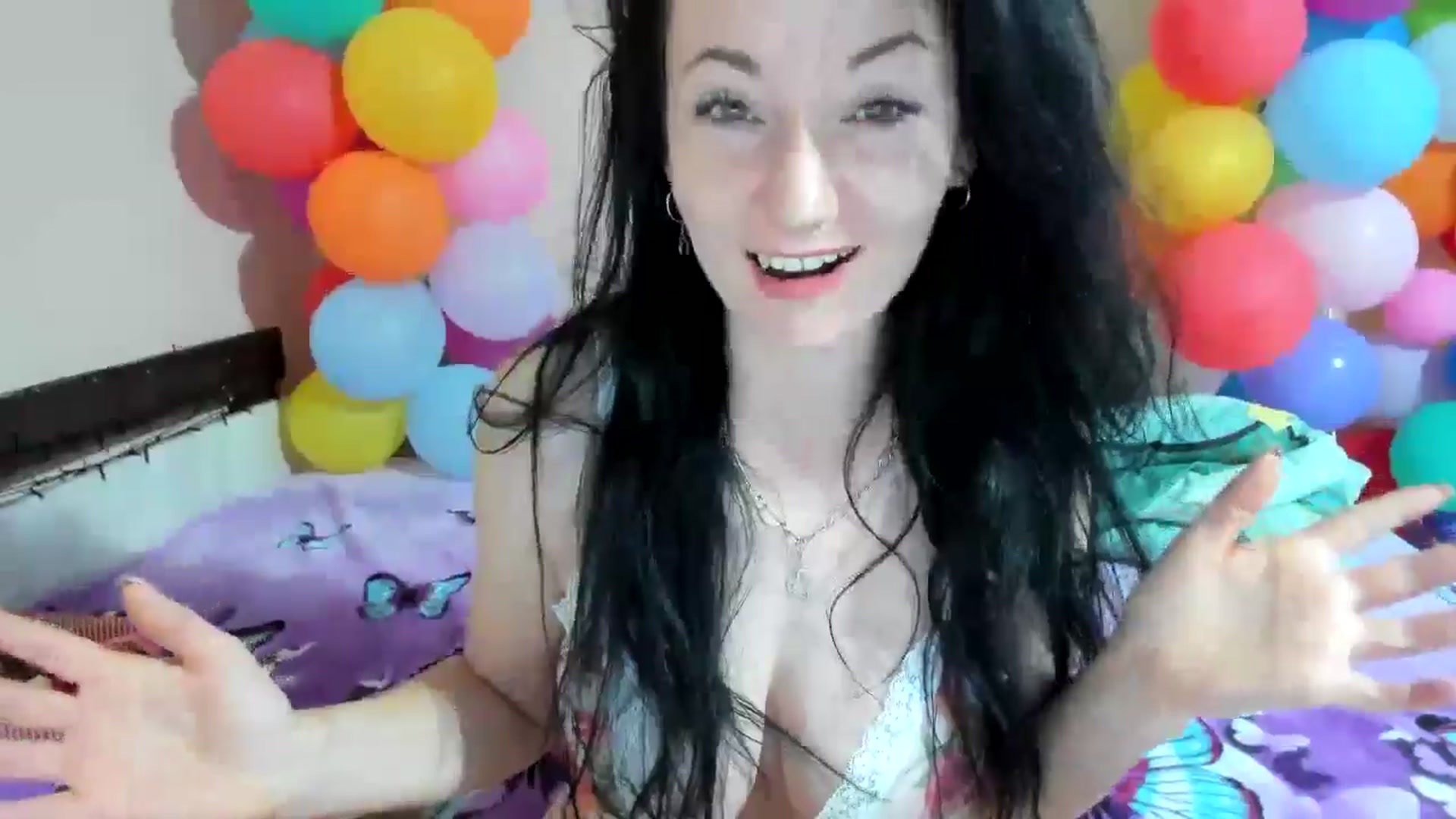 Gallery image thumbnail from elisha4ubbb's myfreecams stream on, 05/21/2024, 04:17 image 6 of 20