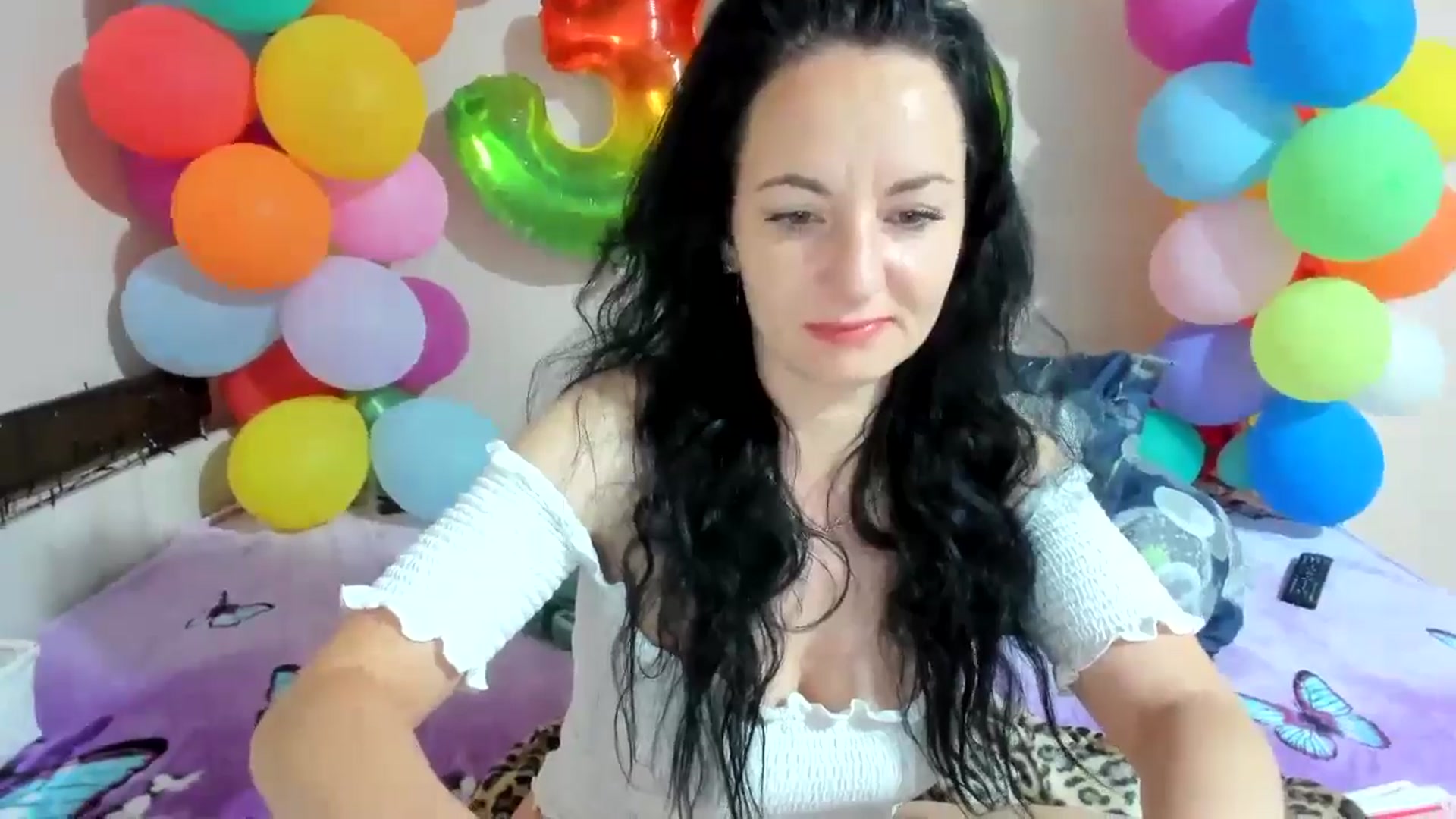 Gallery image thumbnail from elisha4ubbb's myfreecams stream on, 05/27/2024, 04:19 image 16 of 20