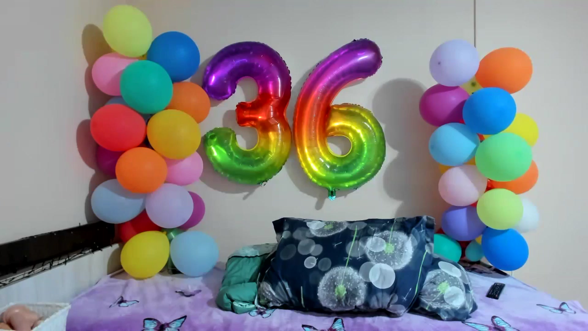 Gallery image thumbnail from elisha4ubbb's myfreecams stream on, 05/27/2024, 04:19 image 11 of 20