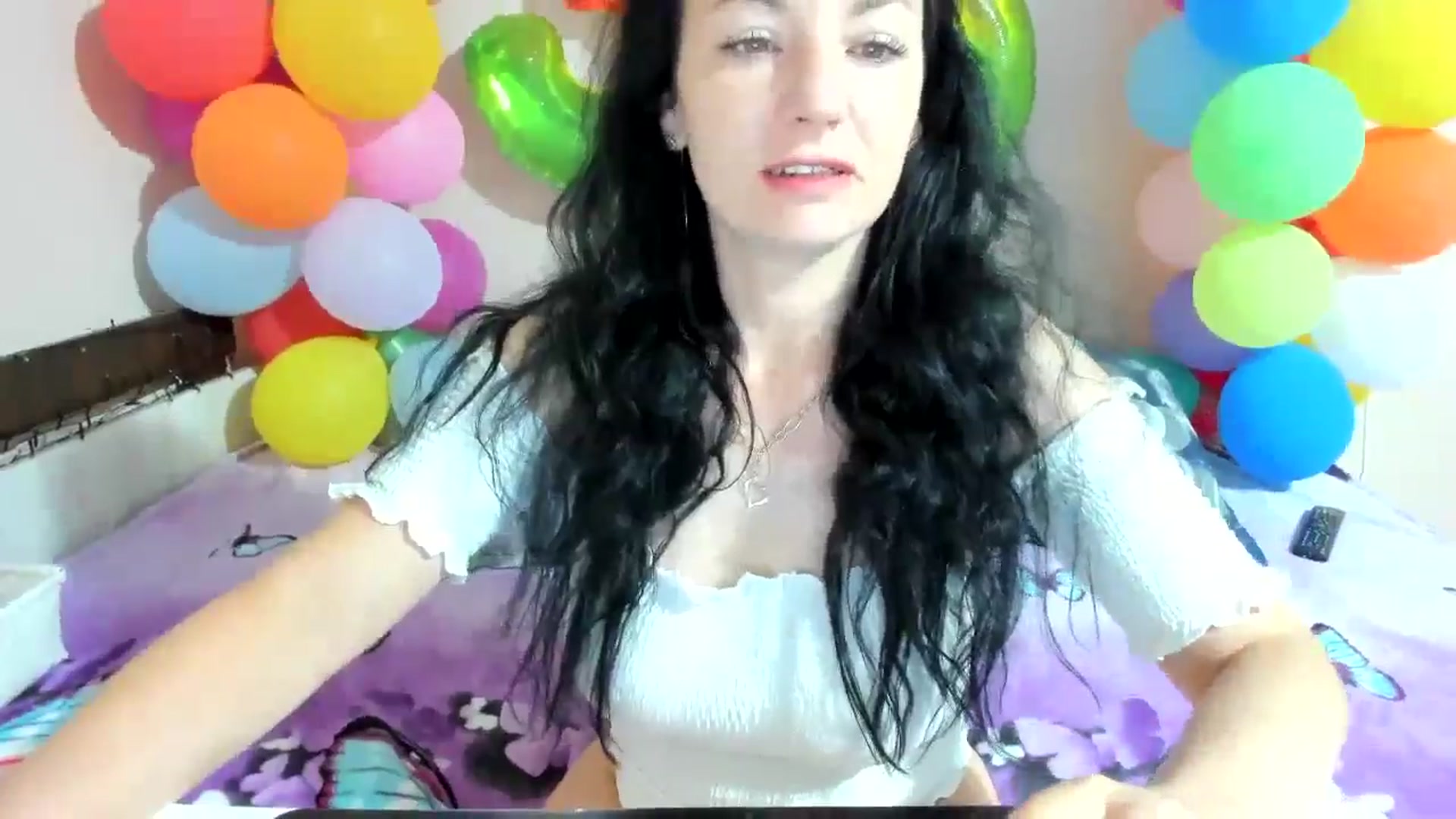 Gallery image thumbnail from elisha4ubbb's myfreecams stream on, 05/27/2024, 04:19 image 2 of 20